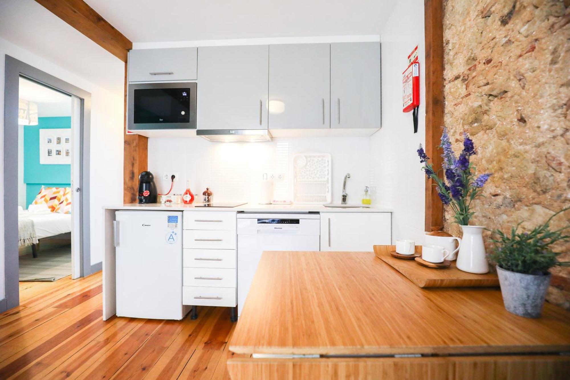 Apartamento Elevador Da Bica By Spoton