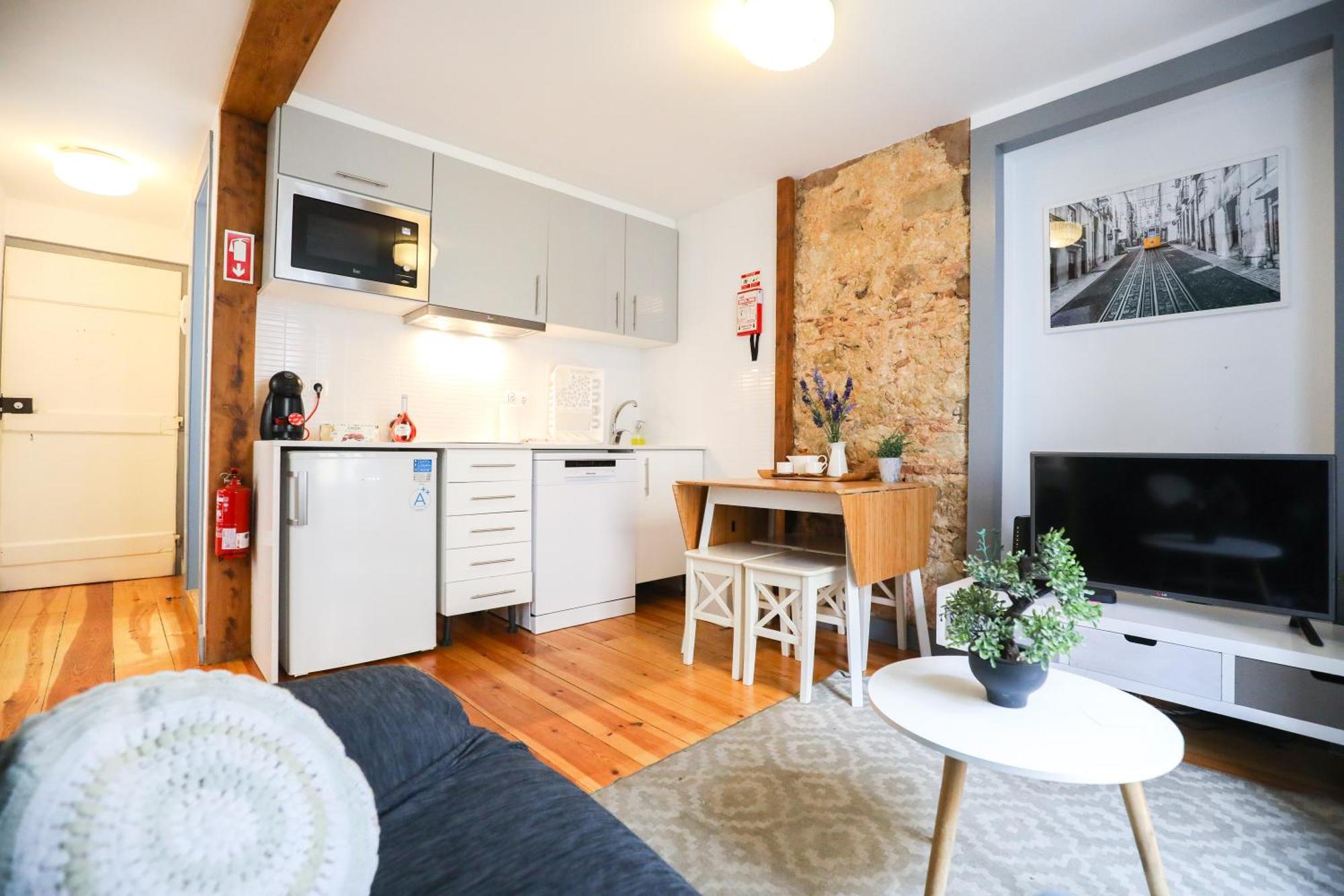 Apartamento Elevador Da Bica By Spoton Lisboa