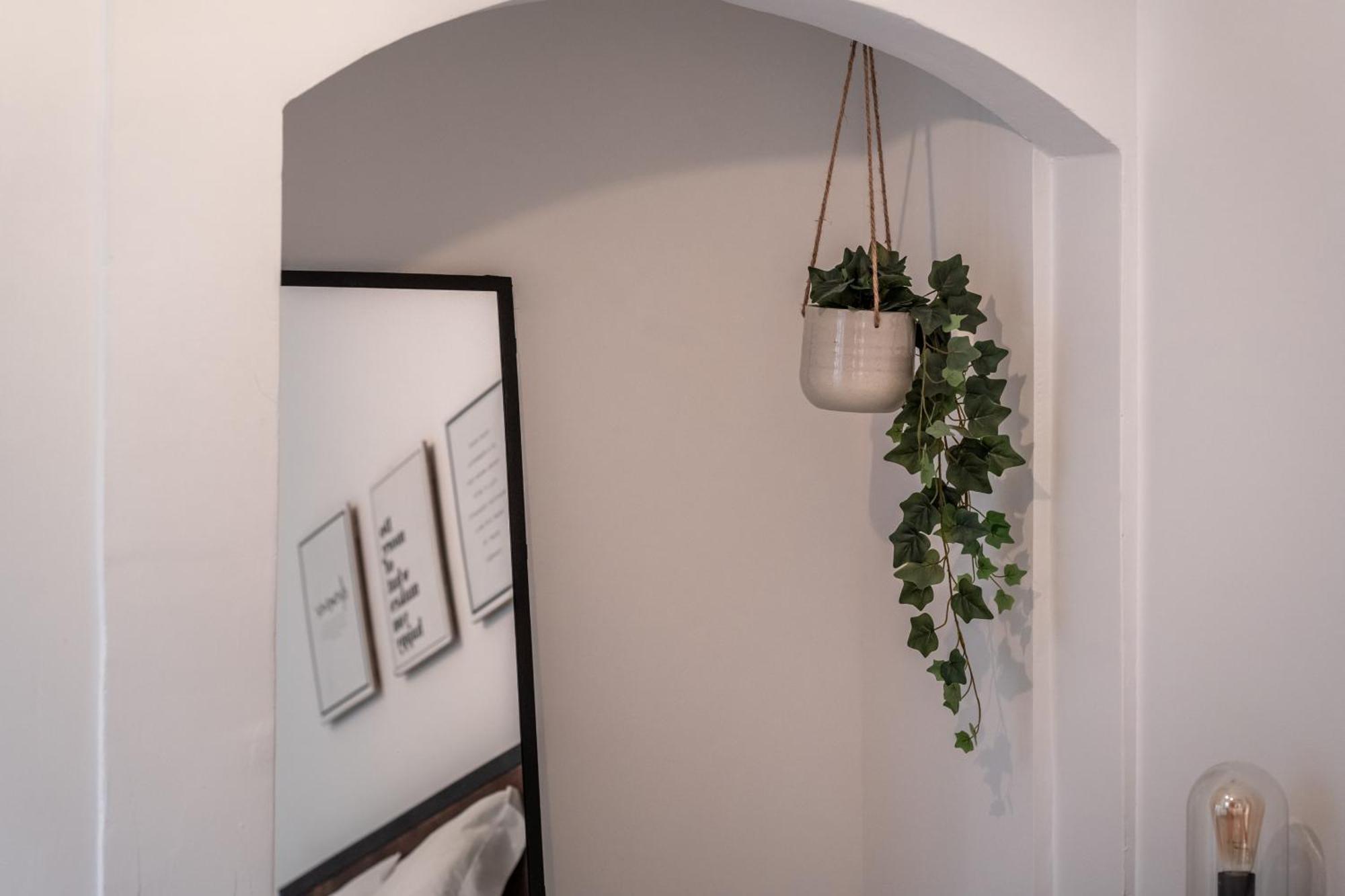 Apartamento Lovely 2 Bedroom In The Heart Of