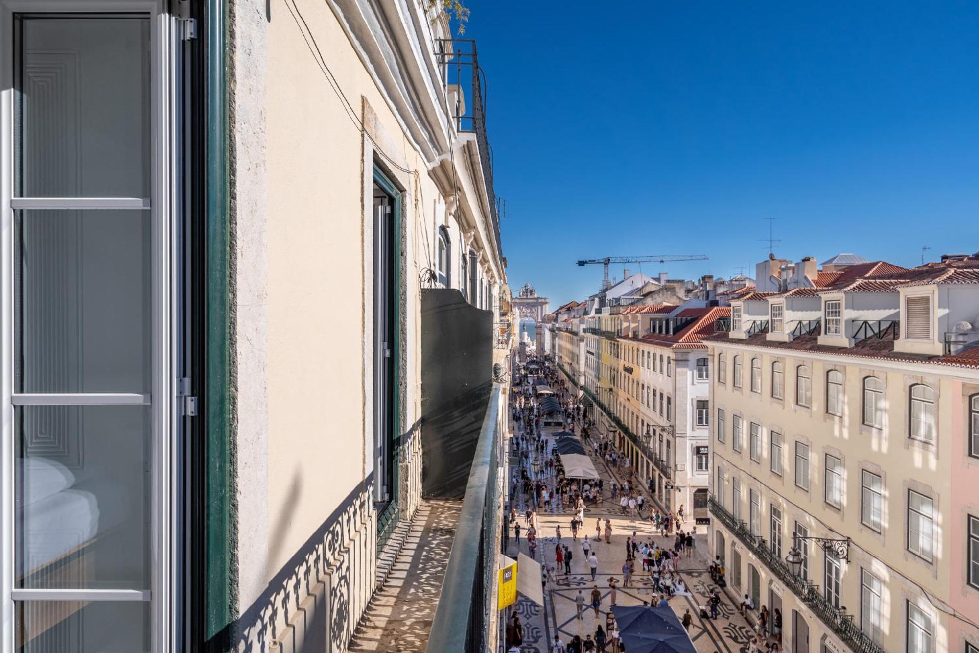 Lovely 2 Bedroom In The Heart Of Apartamento Lisboa