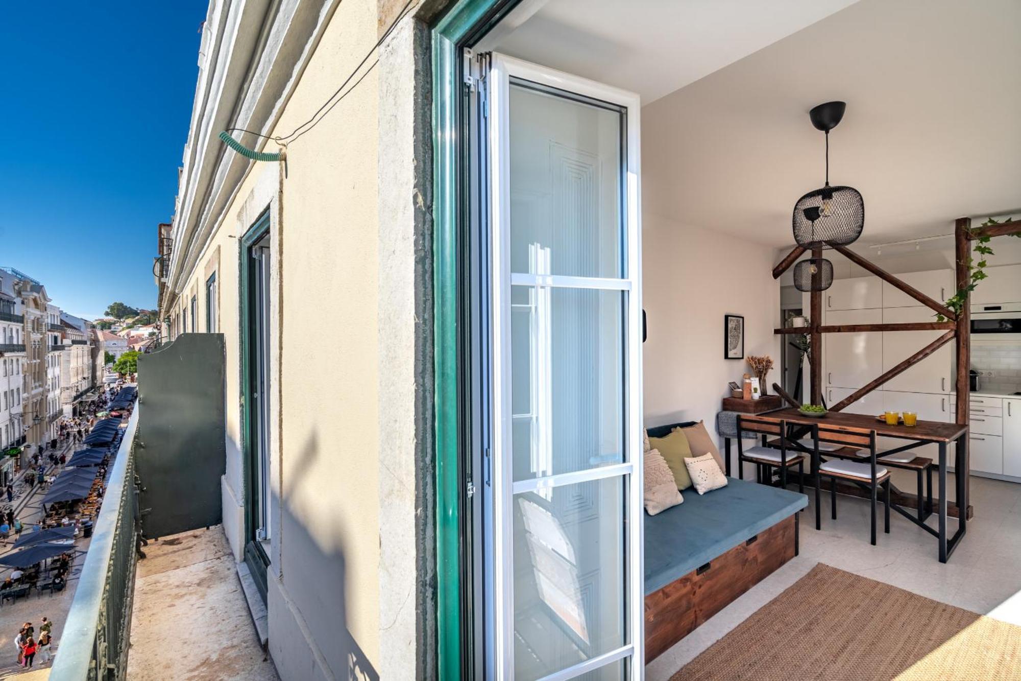 Apartamento Lovely 2 Bedroom In The Heart Of *