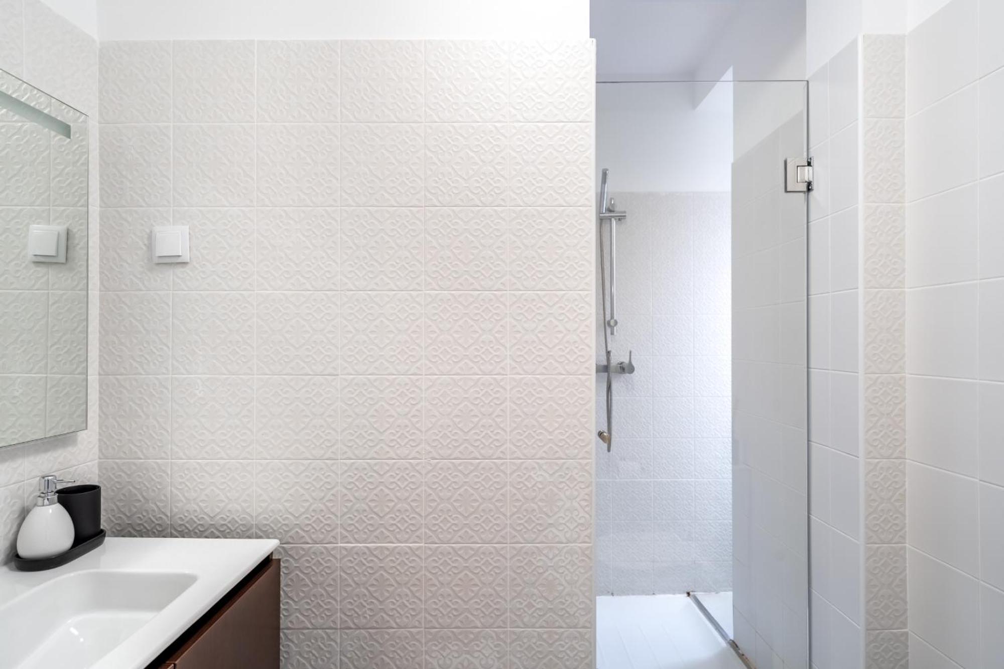 Lovely 2 Bedroom In The Heart Of * Lisboa