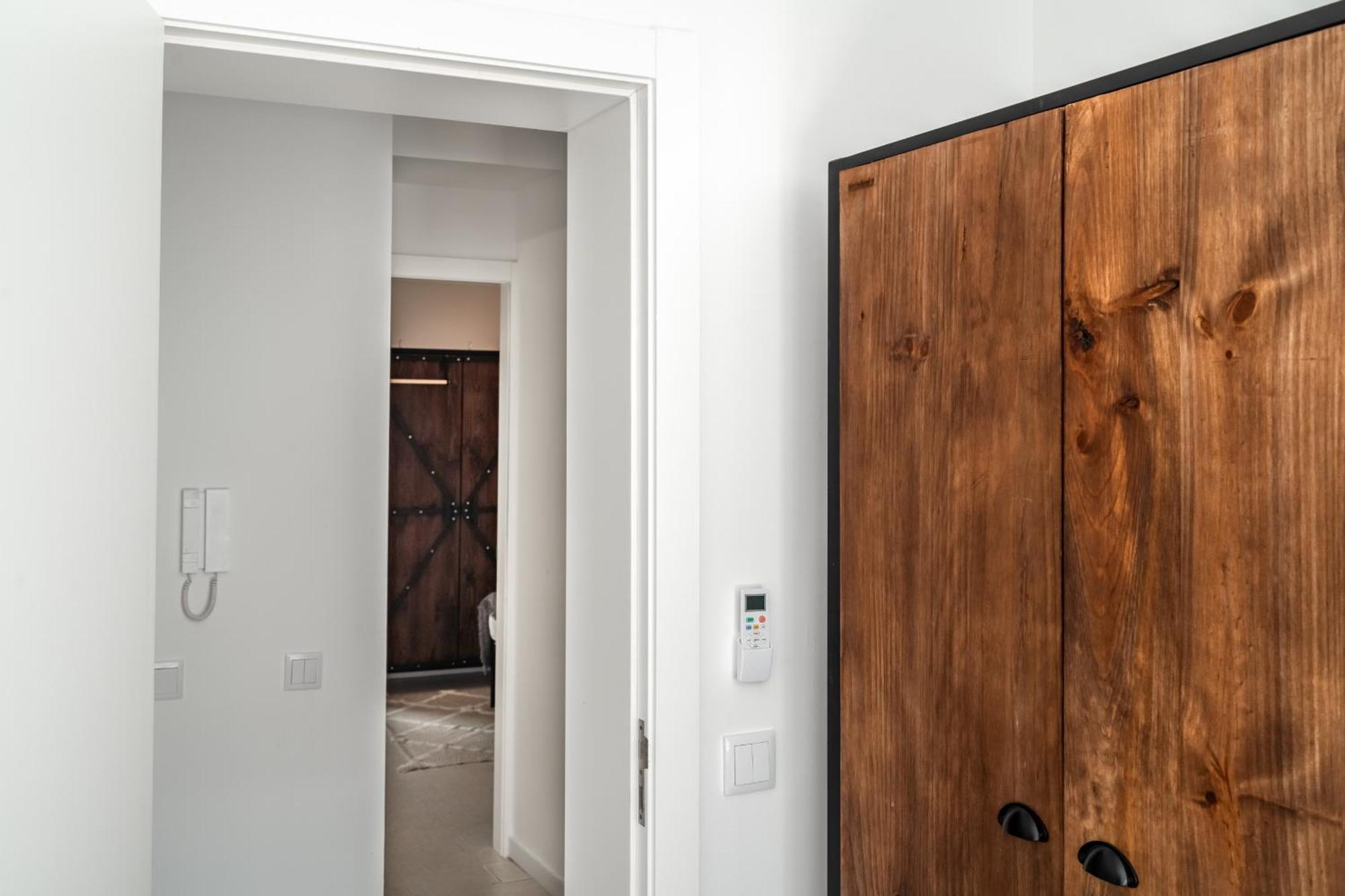 Lovely 2 Bedroom In The Heart Of