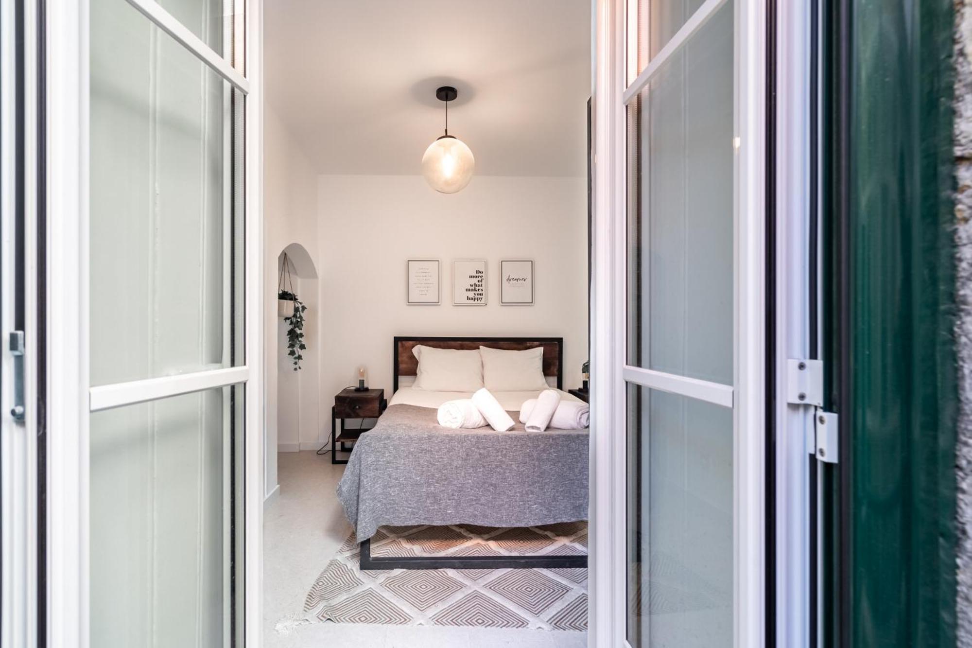 Lovely 2 Bedroom In The Heart Of Lisboa