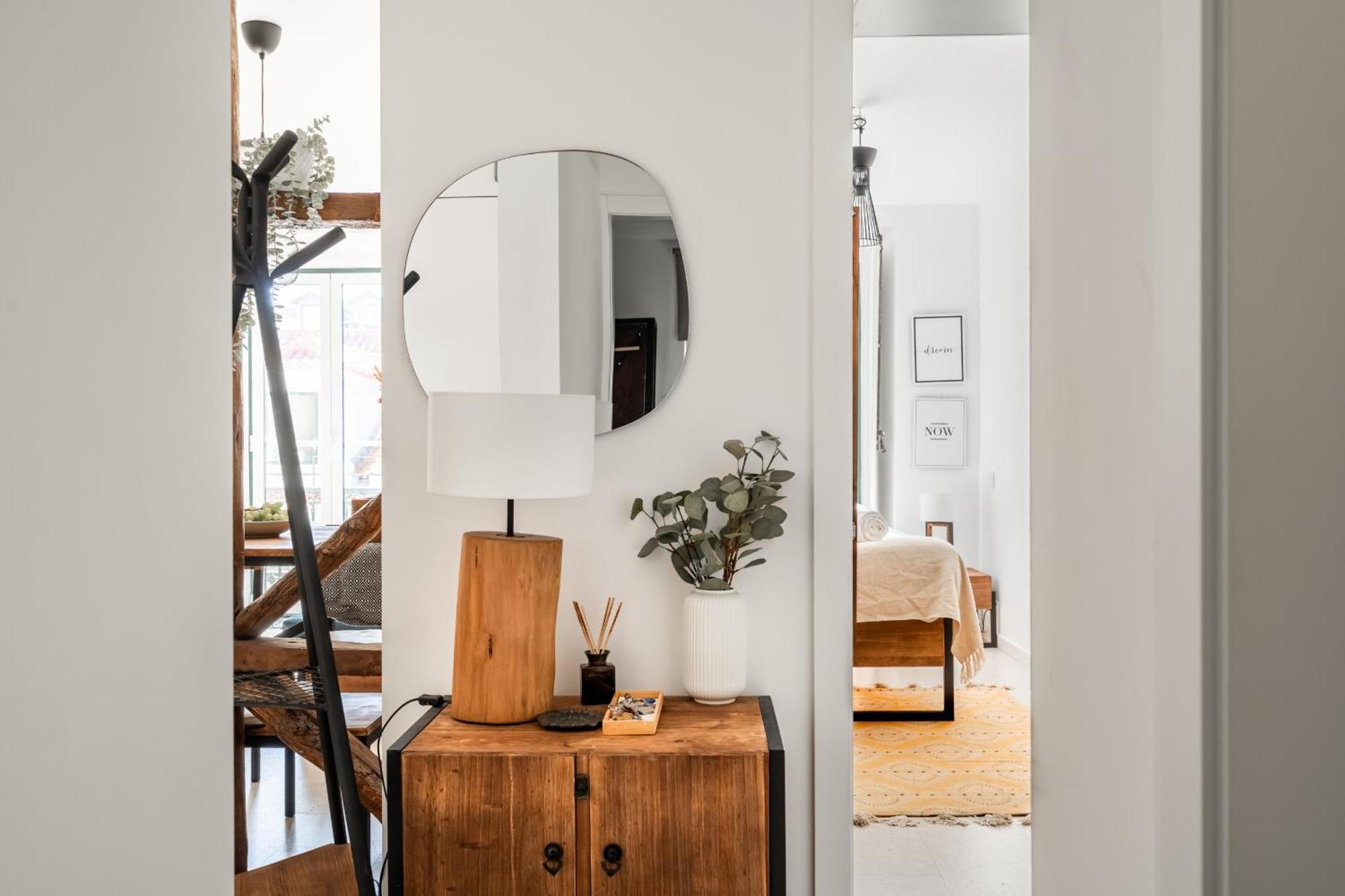 Lovely 2 Bedroom In The Heart Of *