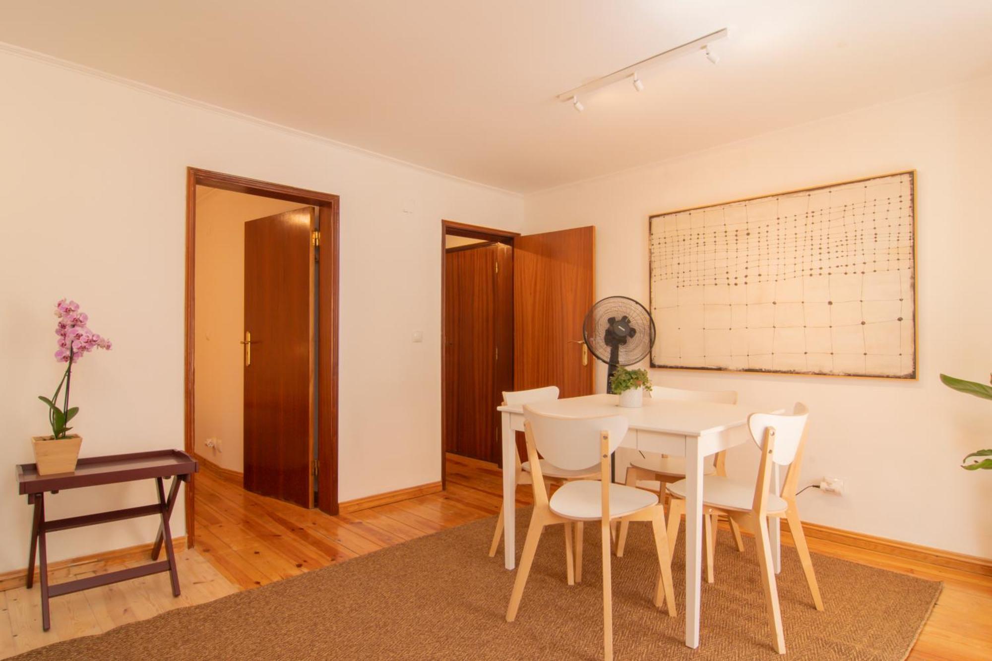 Charming & Peaceful Family Flat Apartamento
