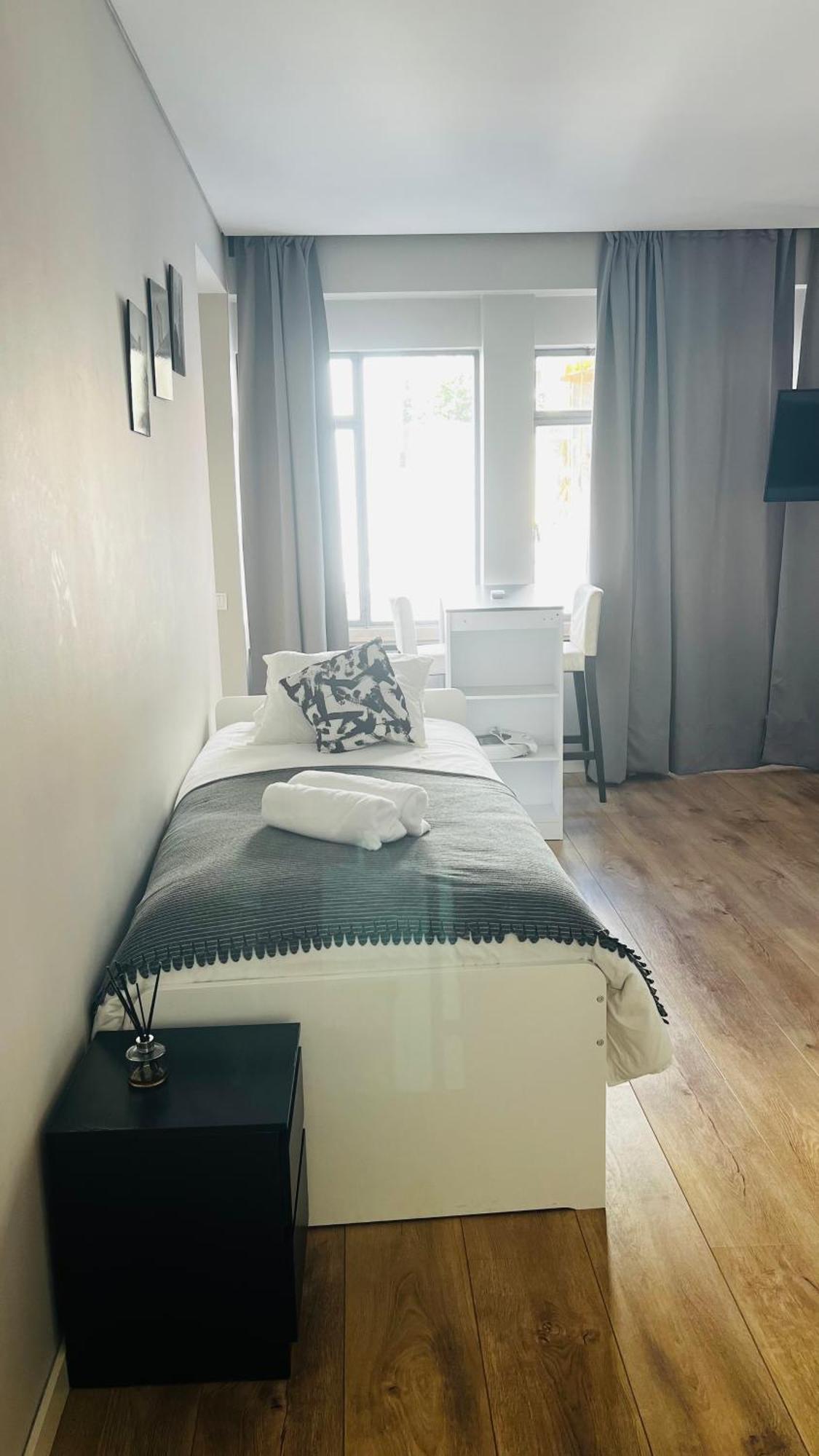 Homestay Sociedade Farmaceutica *