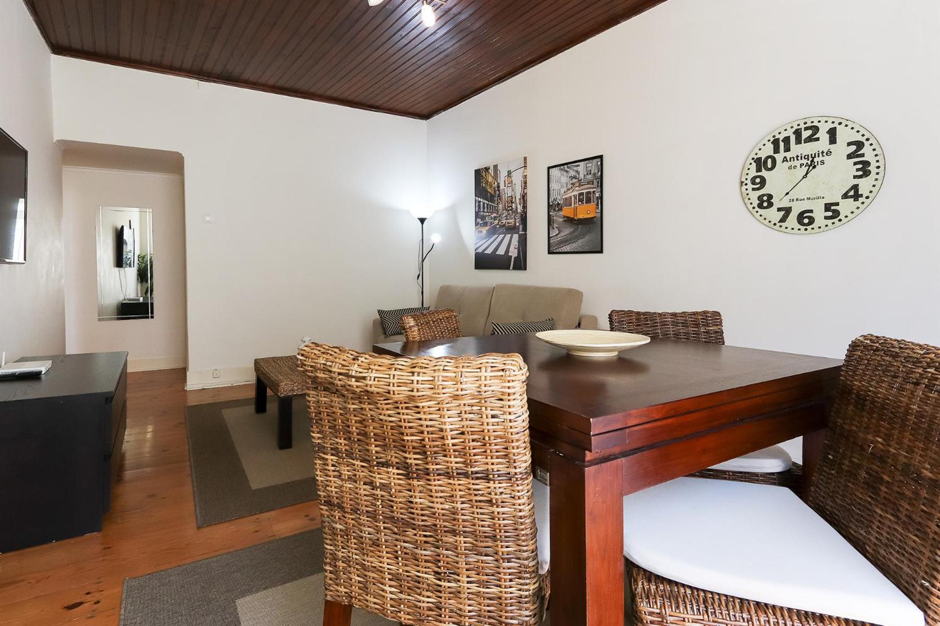 Cozy And Sunny - Anjos, Apartamento