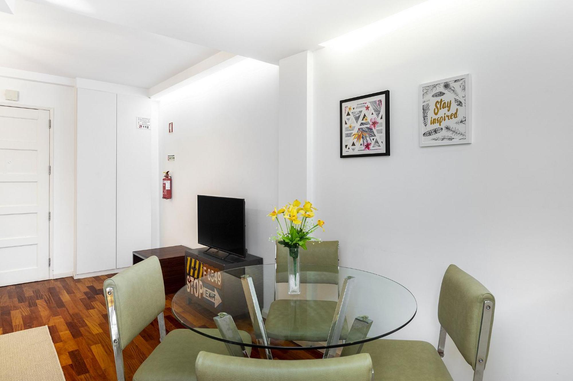 Apartamento Whome Serenity: Entrecampos Terrace Haven Lisboa