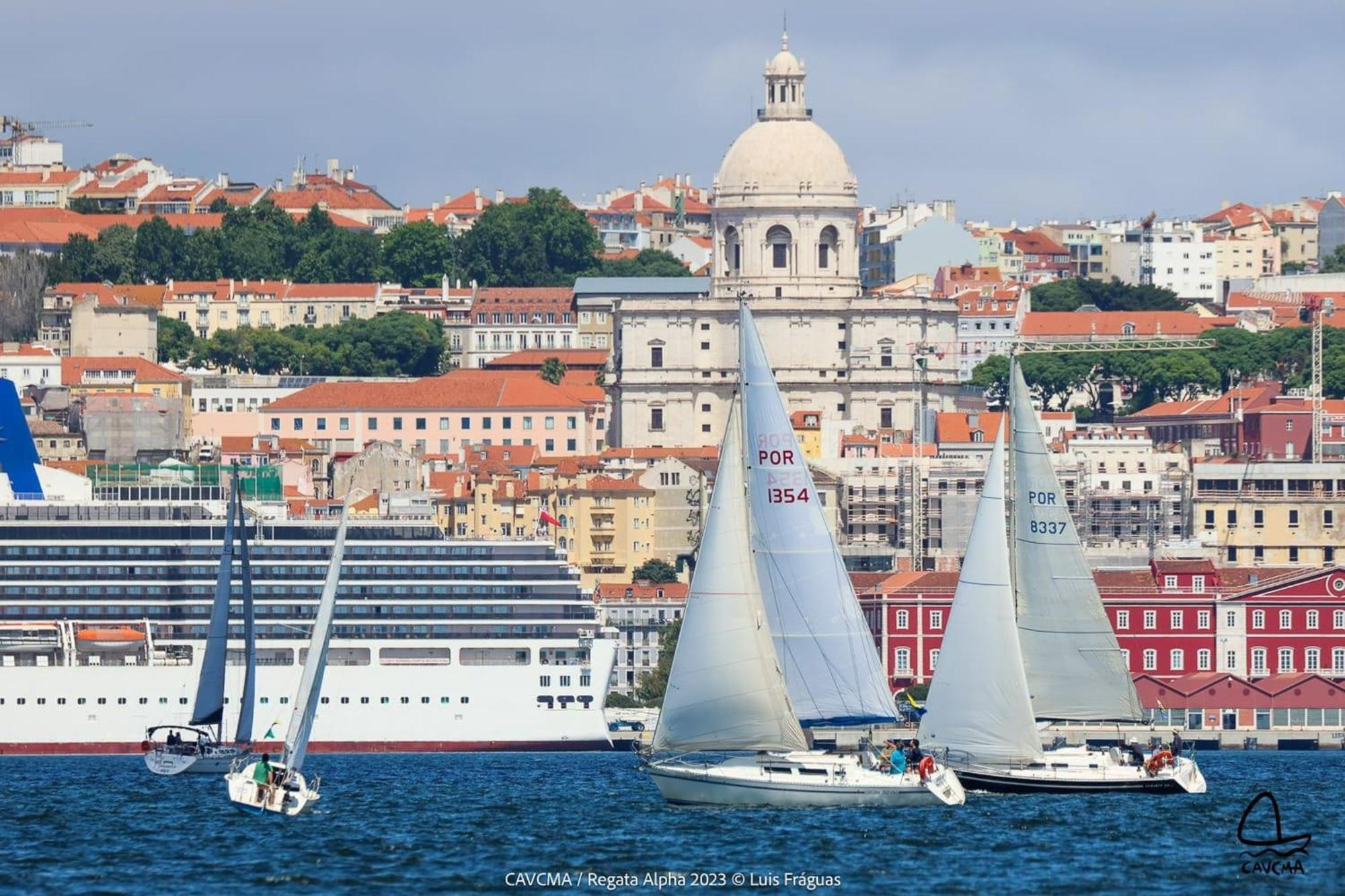 Apartamento Be Local - Sleep Aboard The Santa Maria Sailing Boat In Lisboa