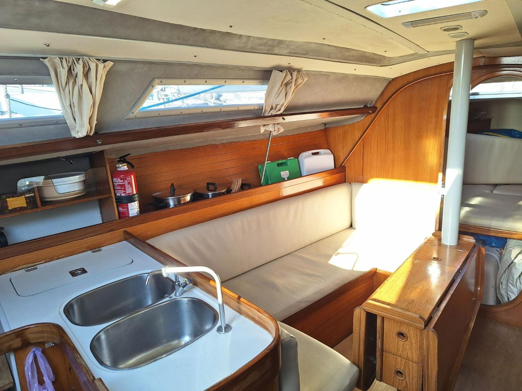 Be Local - Sleep Aboard The Santa Maria Sailing Boat In Apartamento *