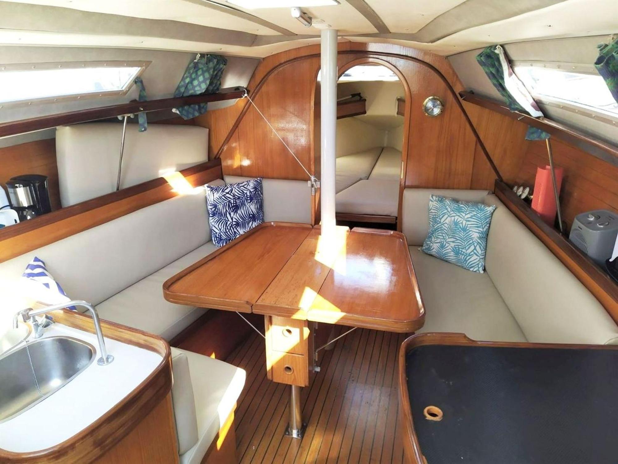 Be Local - Sleep Aboard The Santa Maria Sailing Boat In Apartamento Lisboa