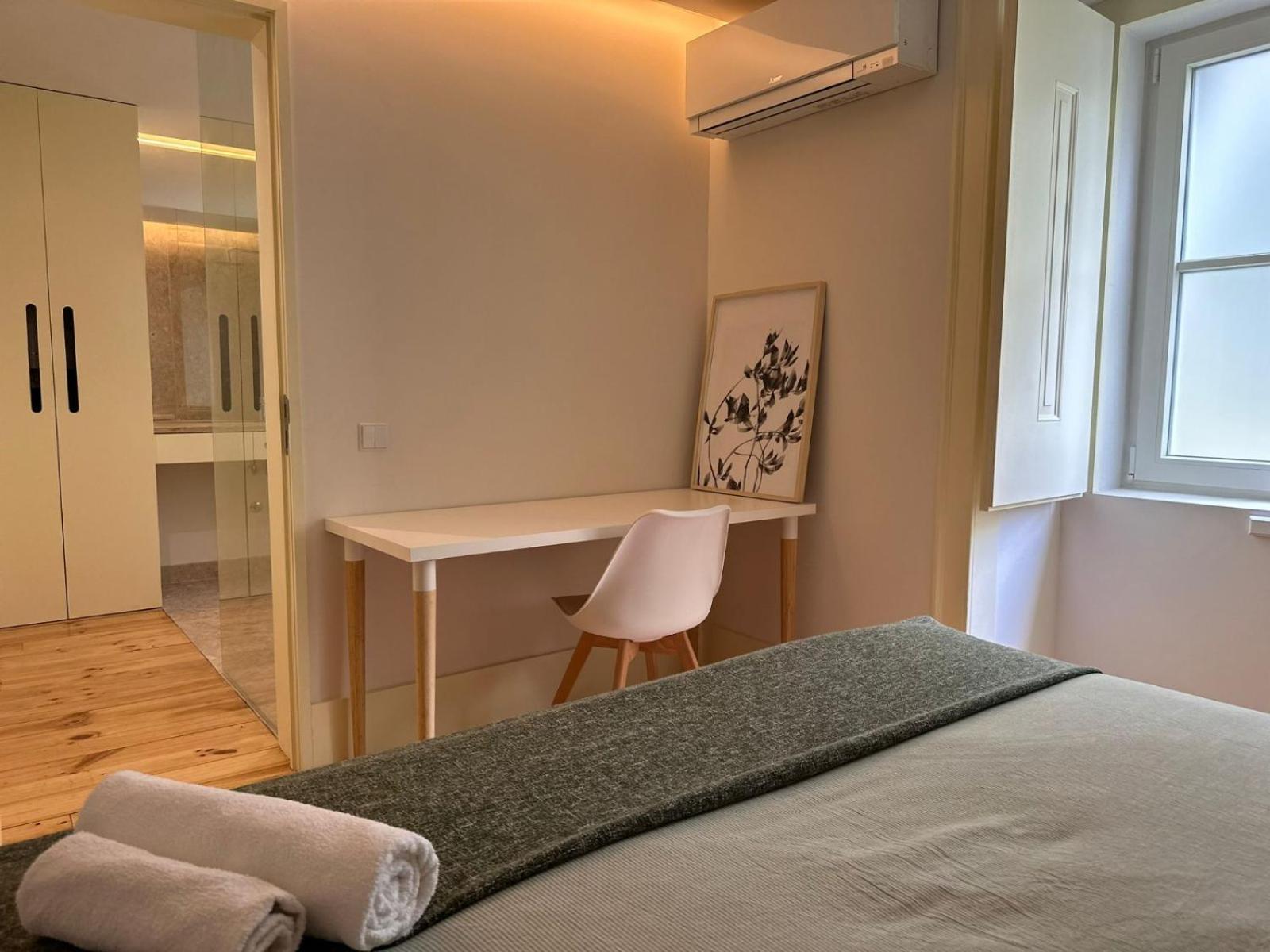 Privade In Baixa With Private Bathroom Habitación en casa particular *