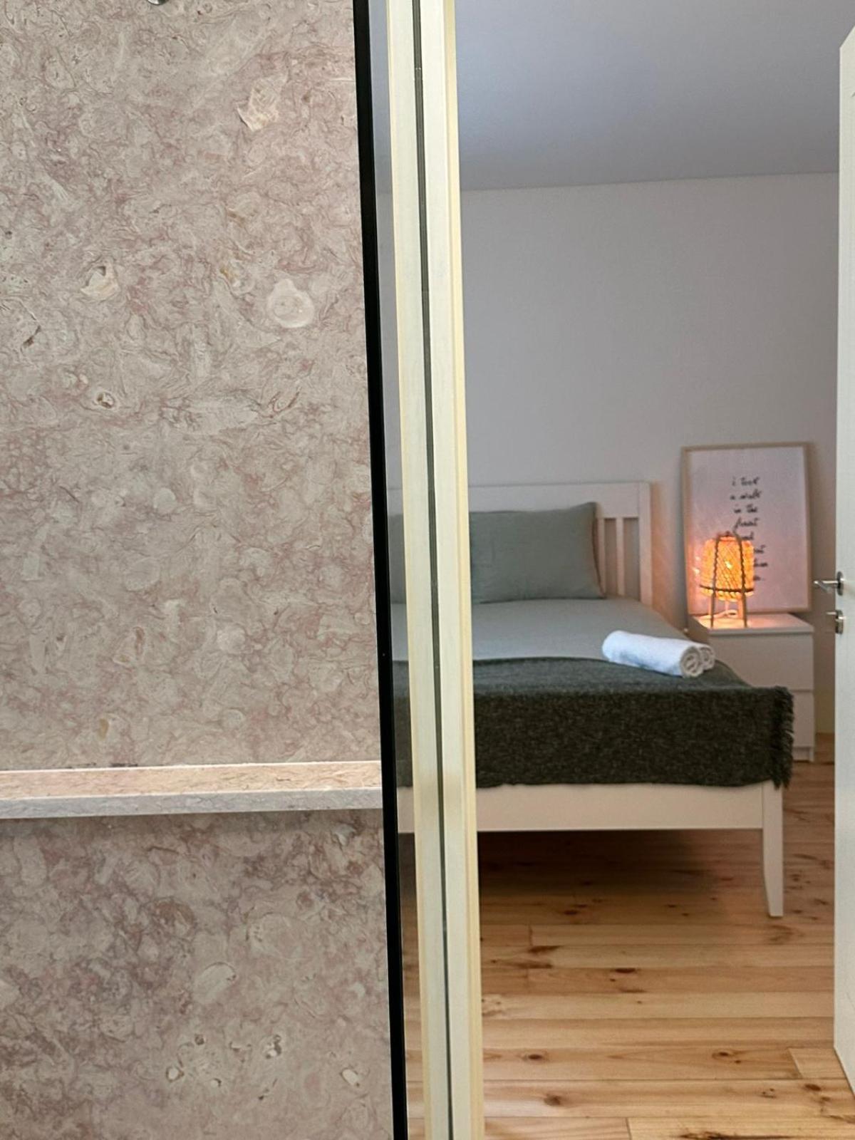 Habitación en casa particular Privade In Baixa With Private Bathroom *