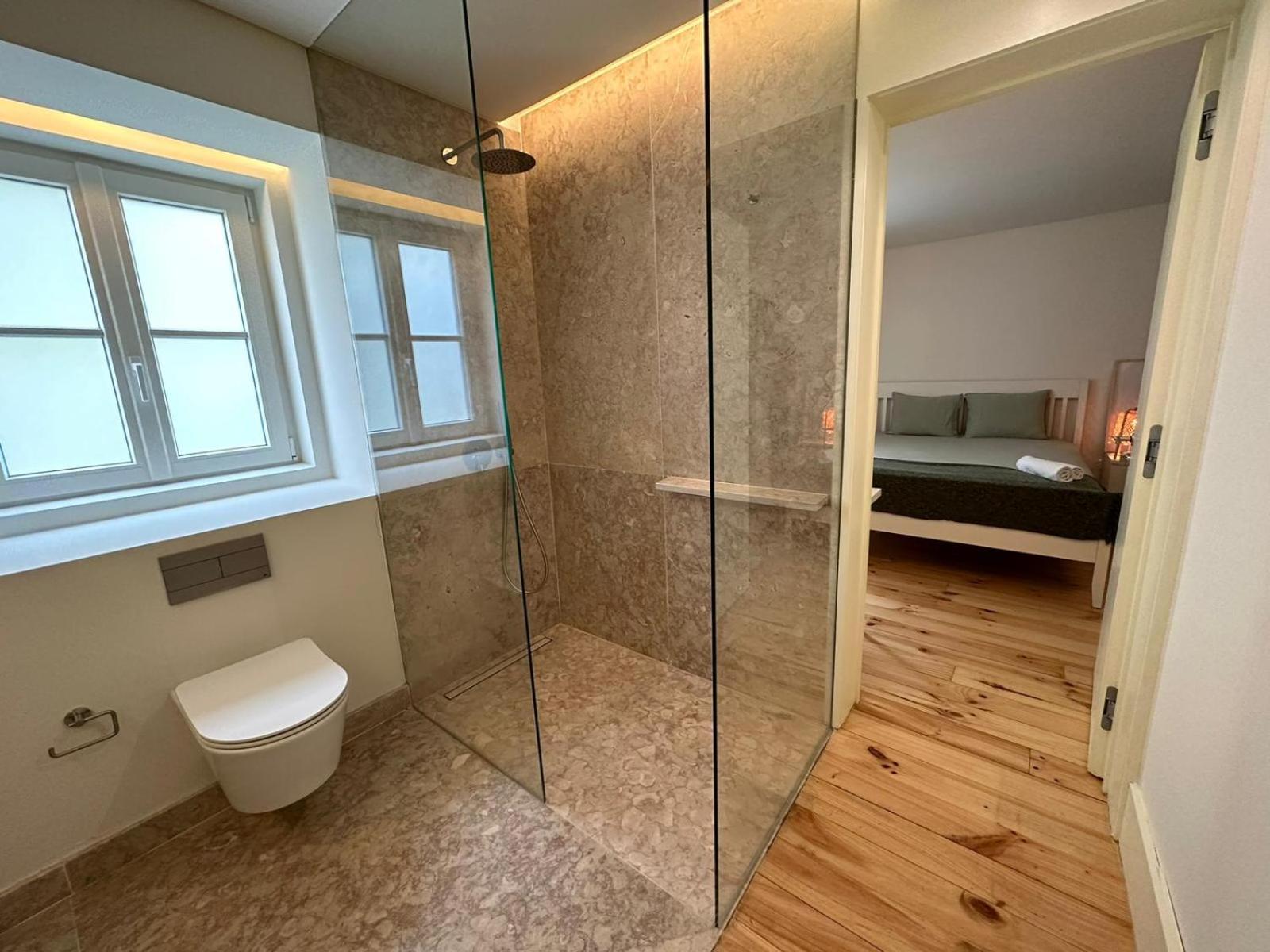 Privade In Baixa With Private Bathroom *