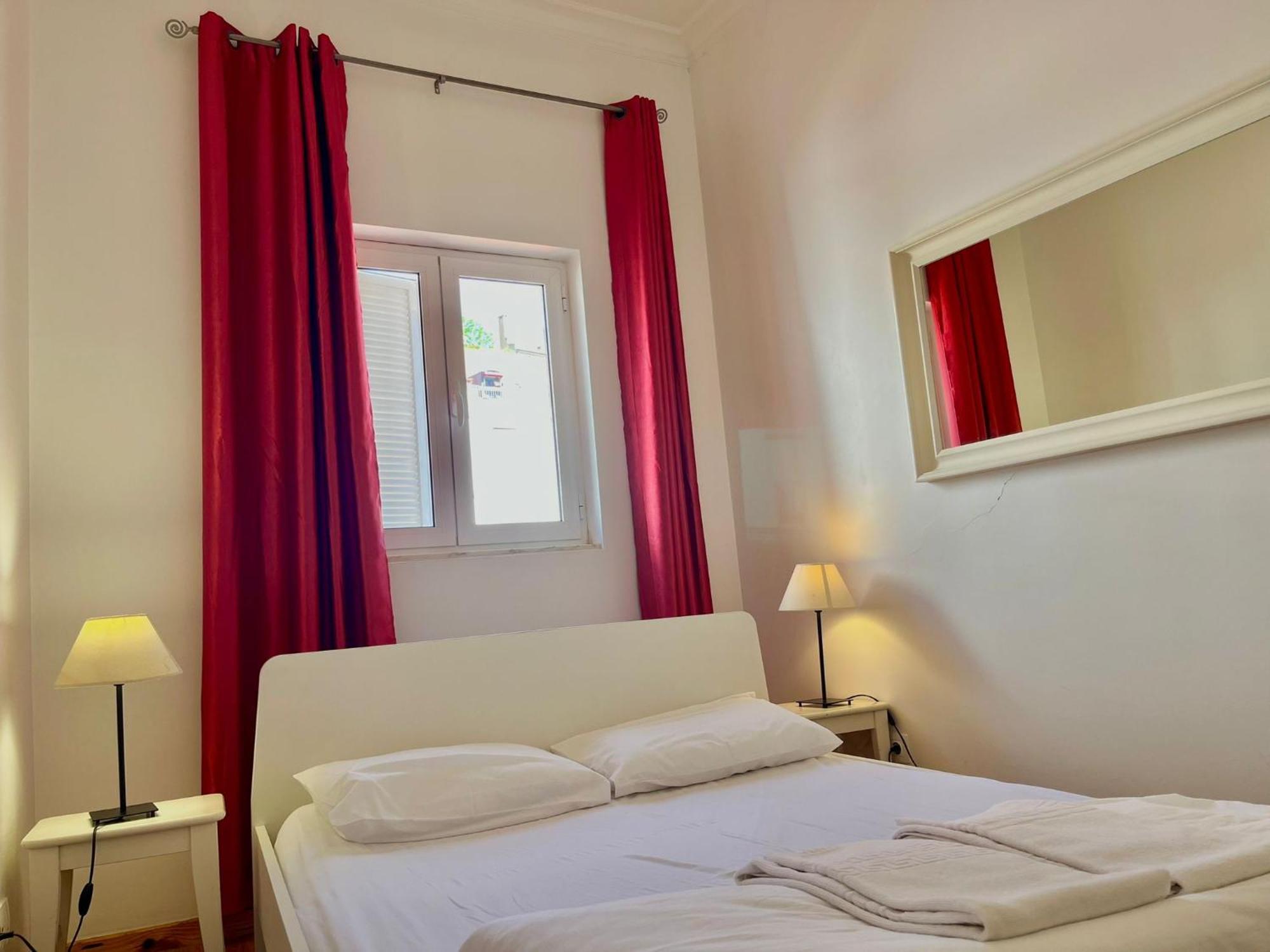 With Terrasse - 3 Bedroom, 3 Bathroom Triplex