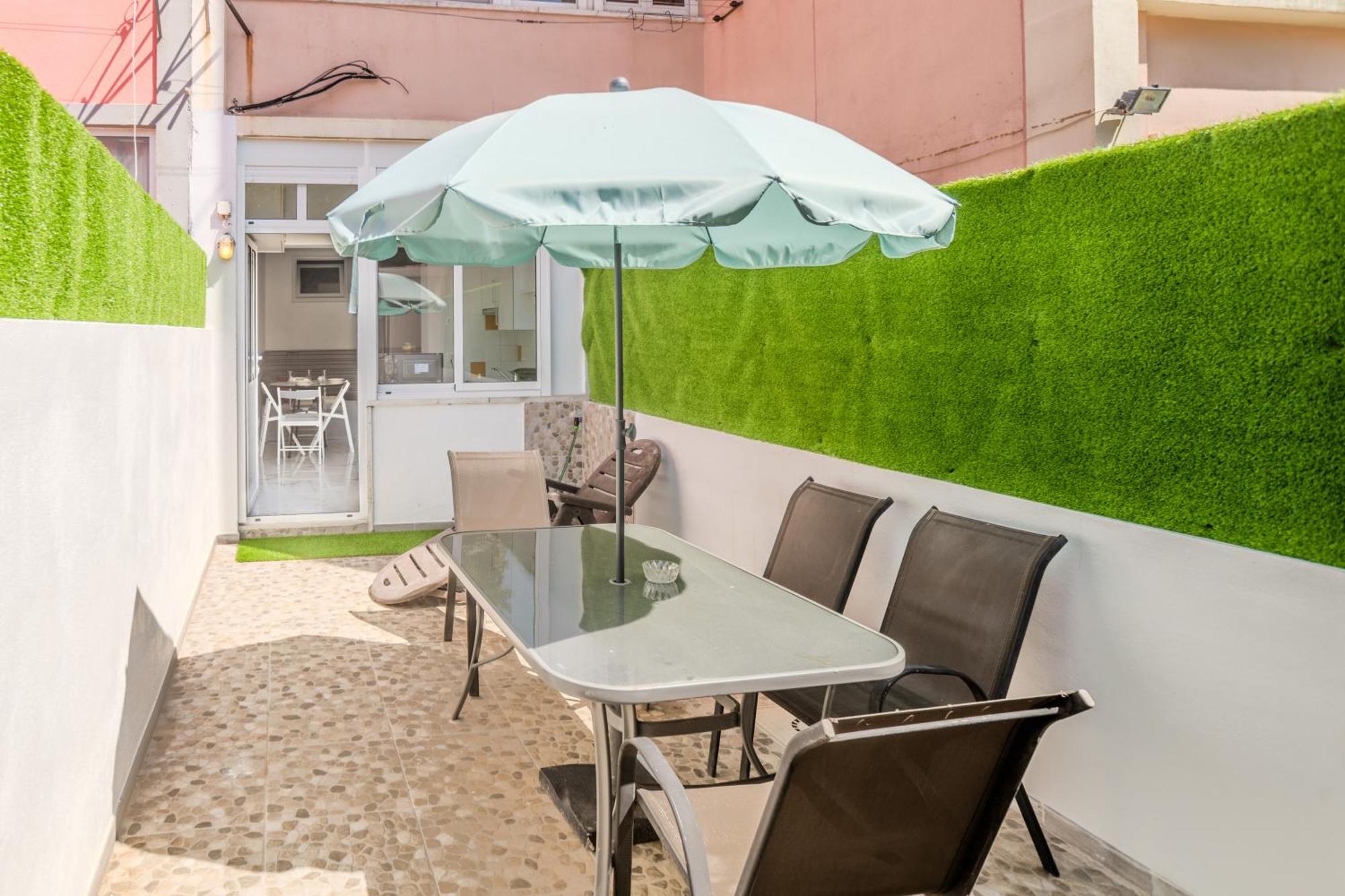Apartment Terrace & Barbecue In Alameda Downtown Lisbon