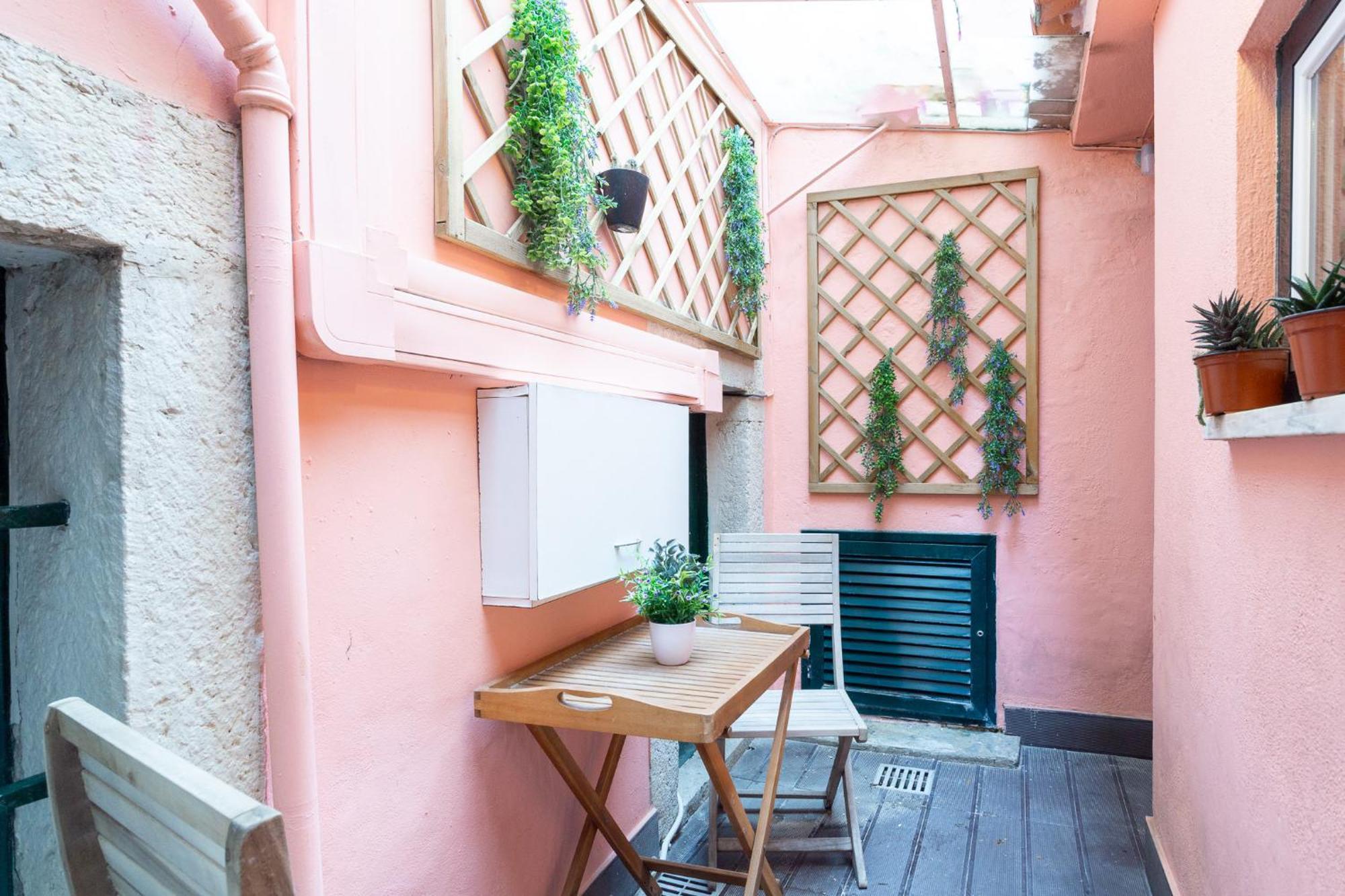 Camoes Lounge W/courtyard * Lisboa