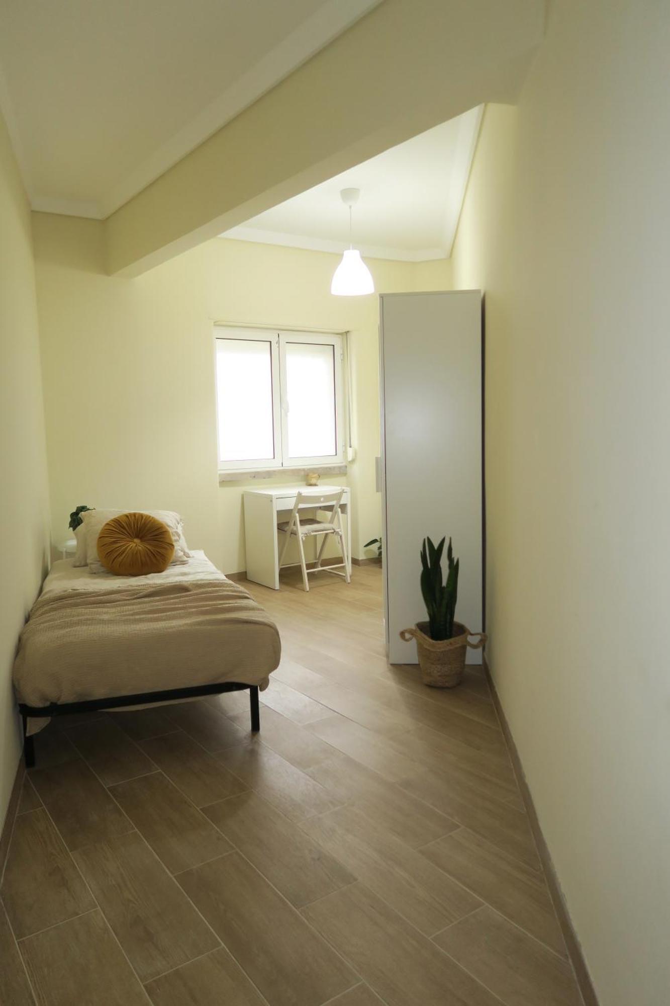 Key Hub - 1-5 Quarto em Acomodações Particulares Lisboa