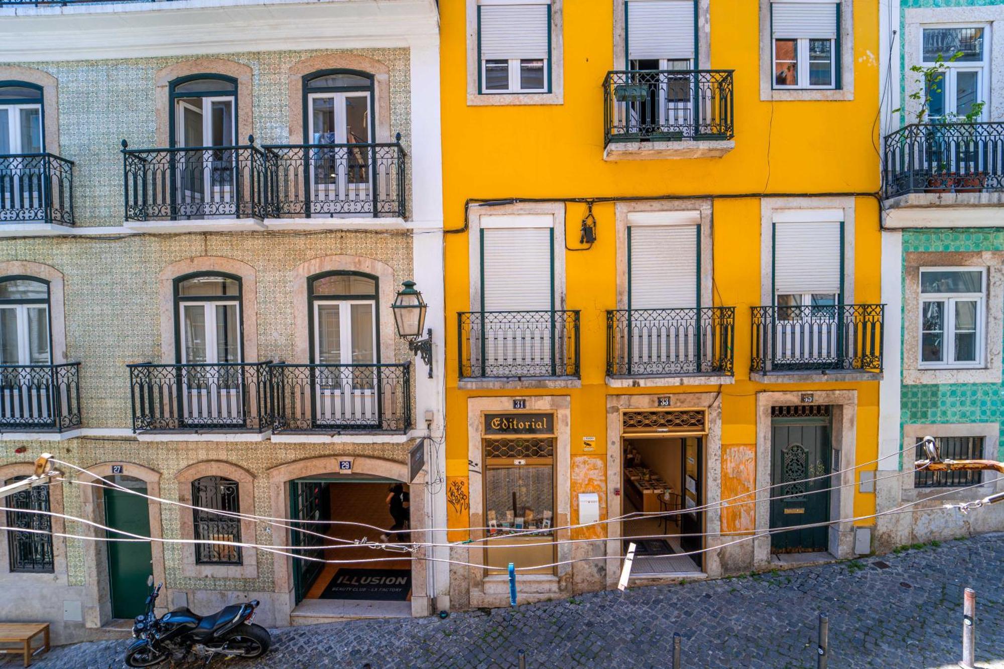 Bedrooms In Bairro Alto *