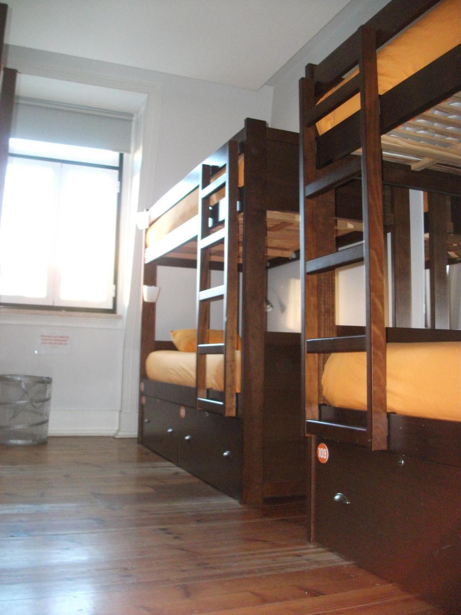 Hostal Lisb'on