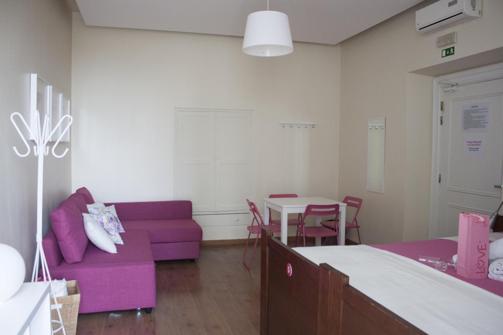 Hostal Lisb'on *