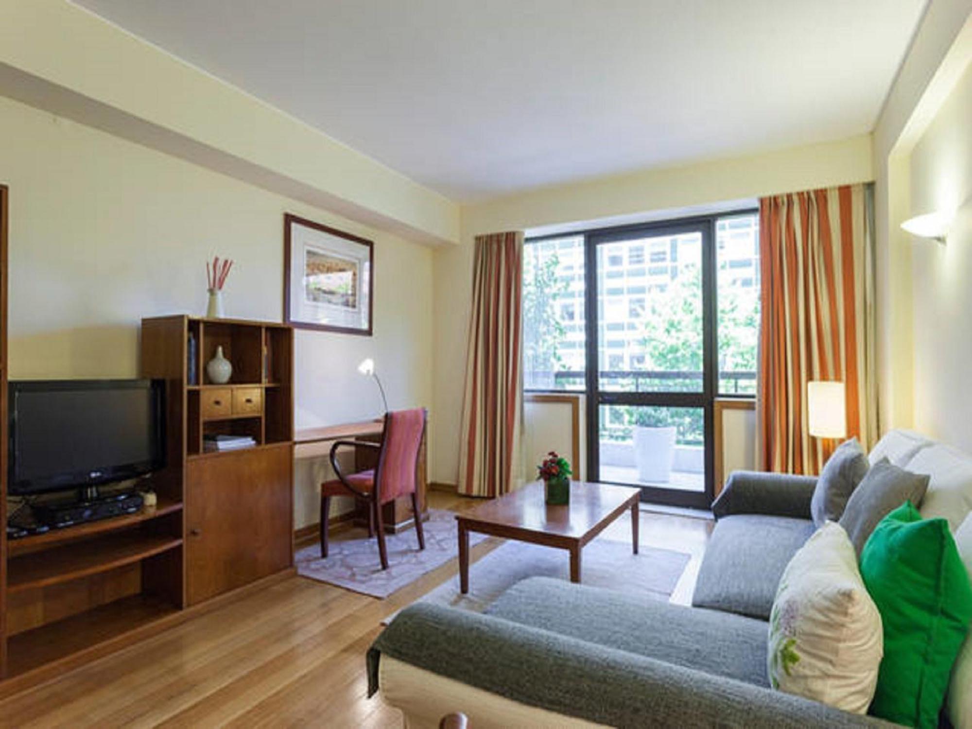 Apartamento In The Heart Of Lisbon-altis Lisboa