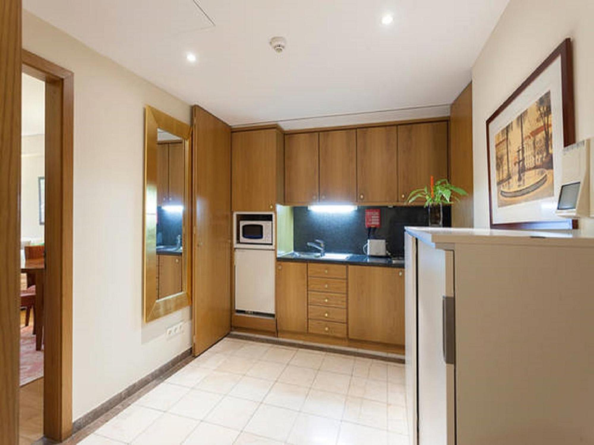 In The Heart Of Lisbon-altis Apartamento *