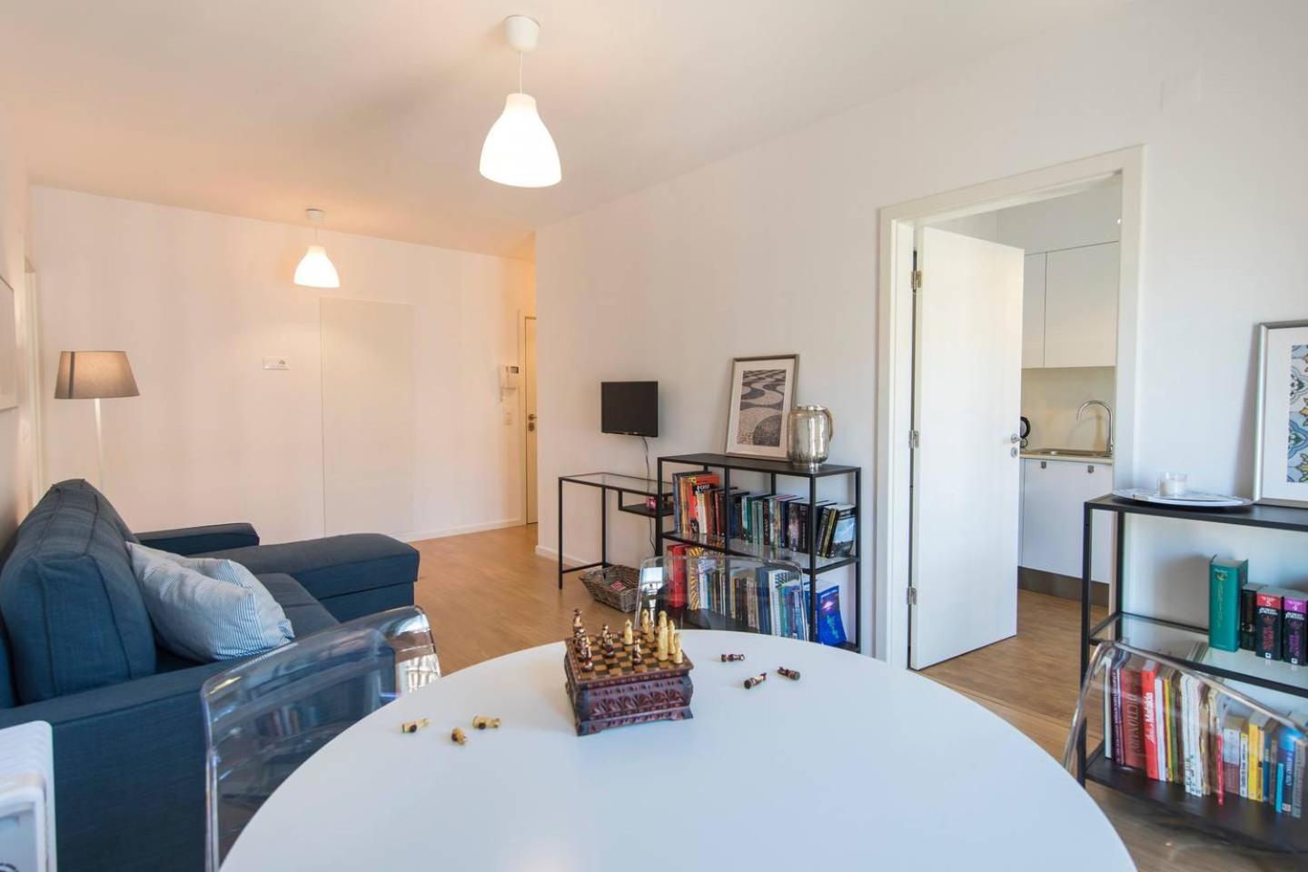 Comfortable In Campo Pequeno Apartment *