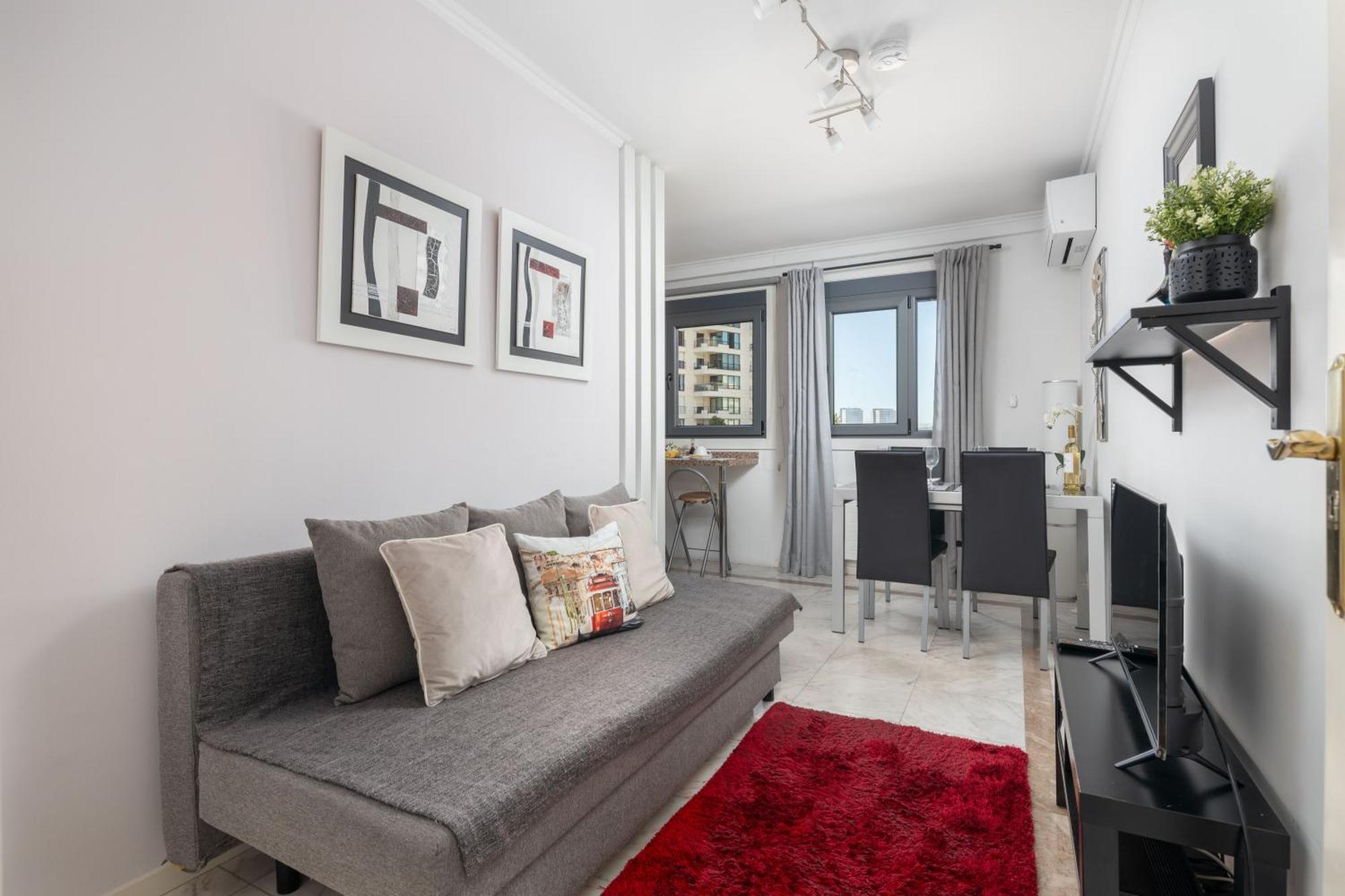 Apartamento Relax Pool - Free Parking Garage