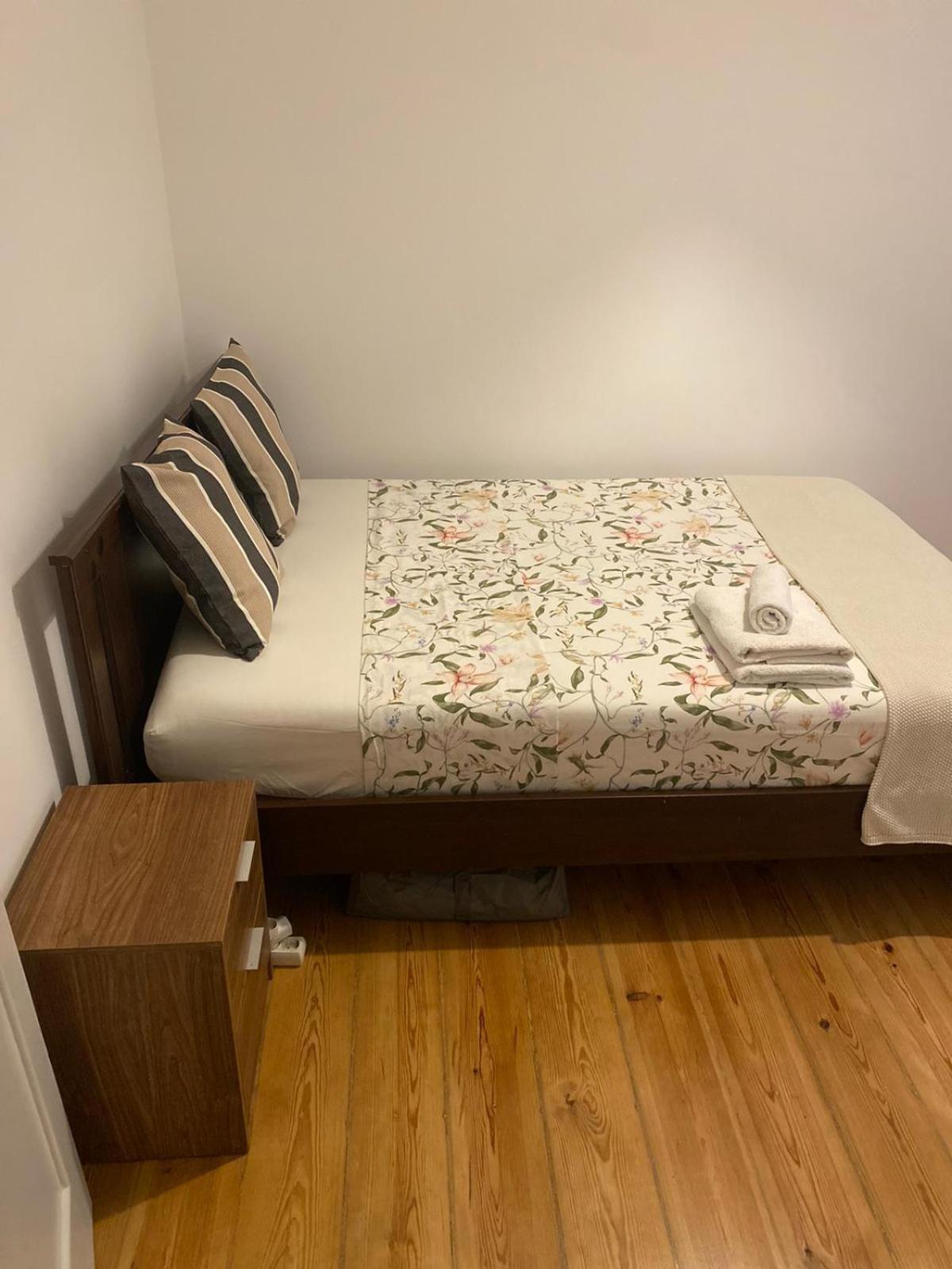 Quarto Moscavide Apartamento *