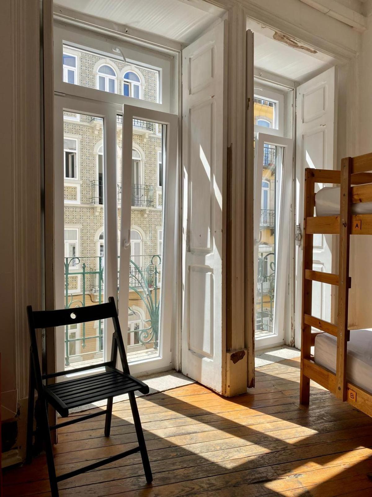 Chillout Privates Hostal Lisboa