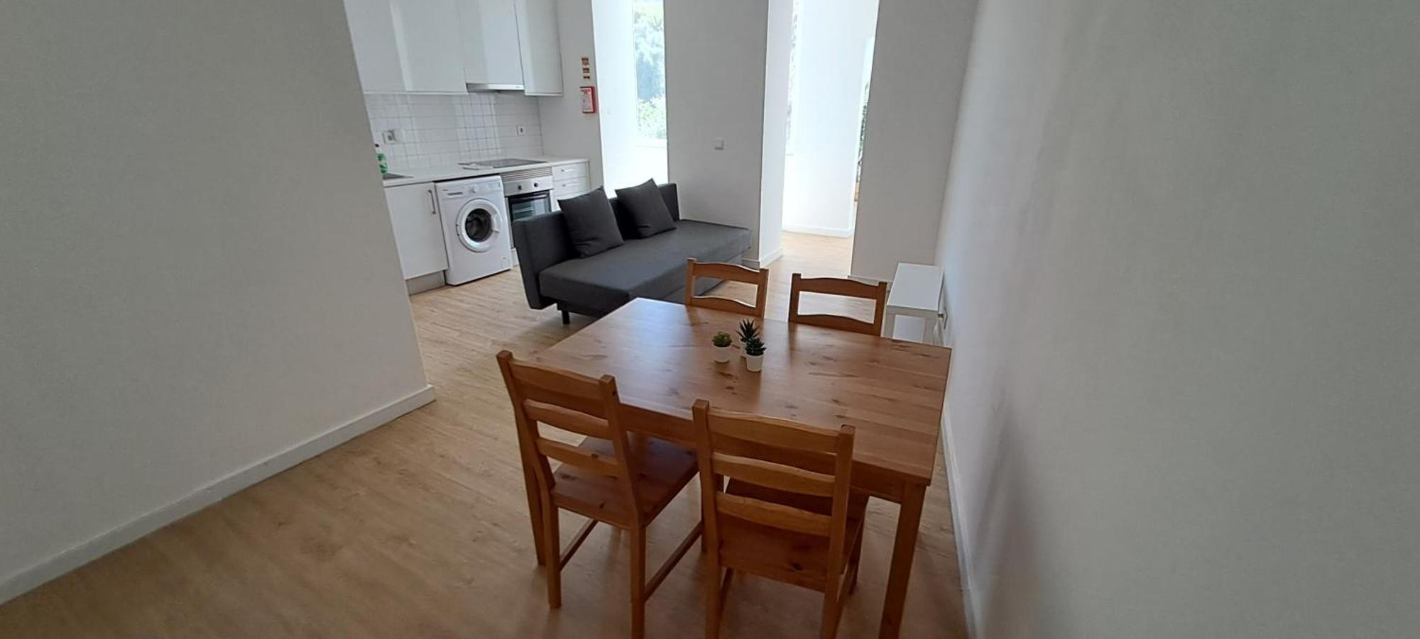 Serafina 2nd Floor 2br With Swimingpool Apartamento *