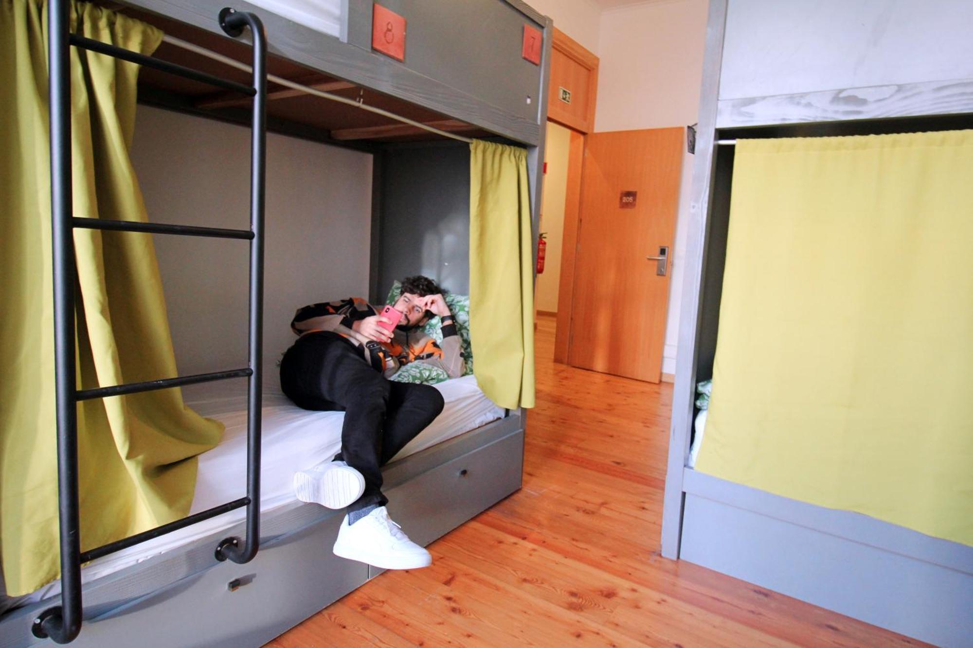 Hostal Wot Patio
