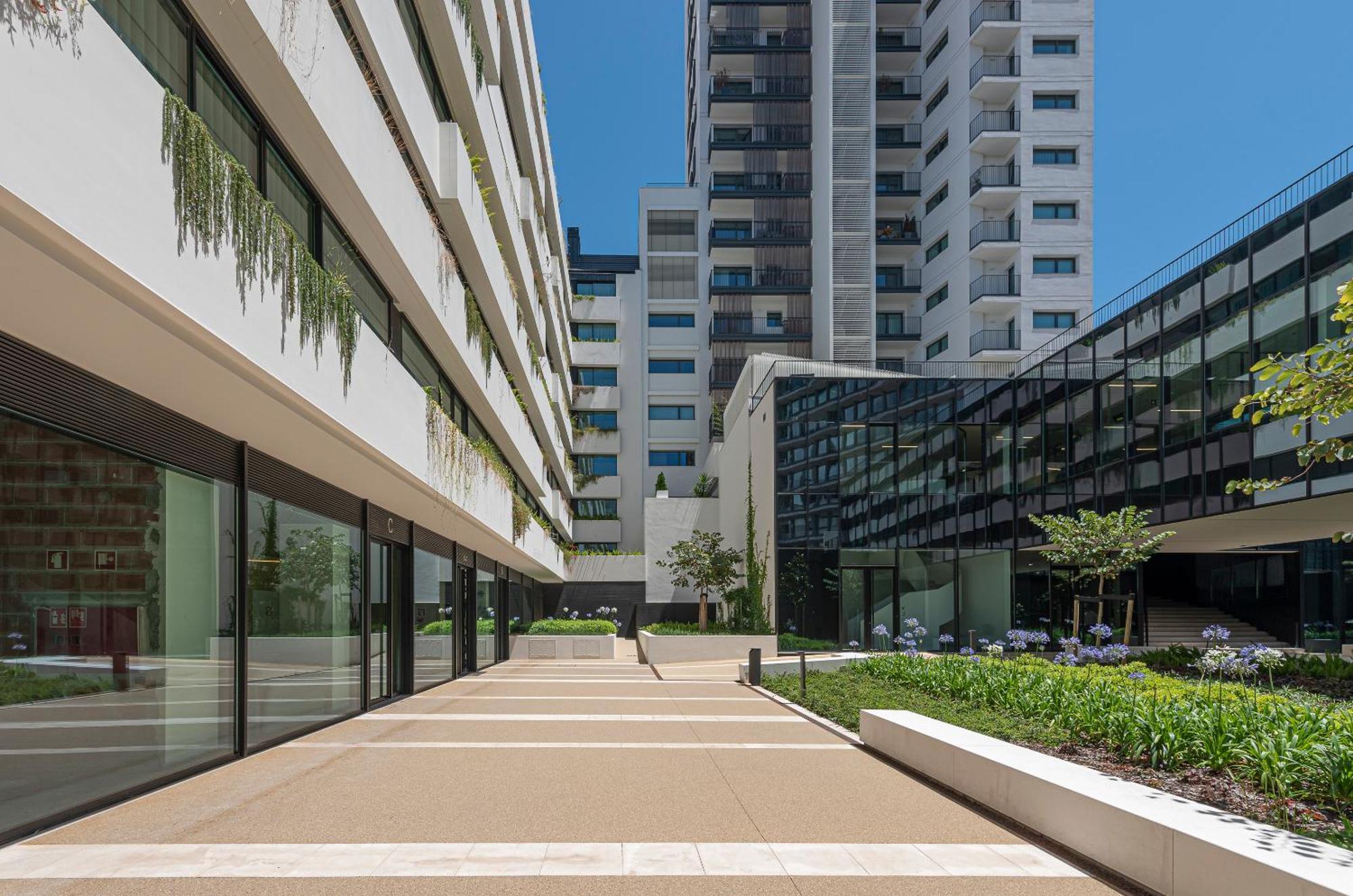 Mirabilis - Lx Living Apartment *