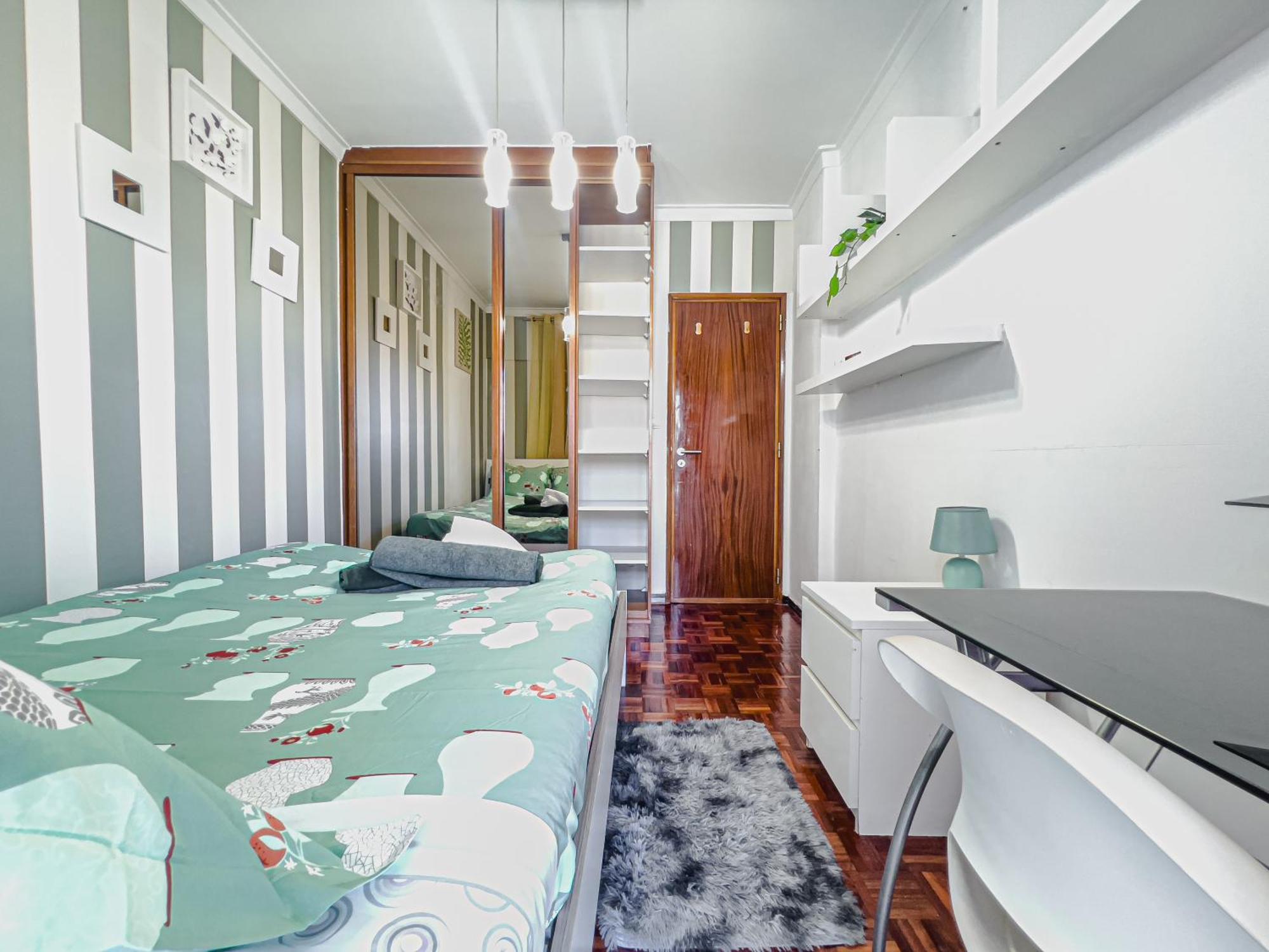 Family-friendly And Cozy 3-bedroom In Apartamento