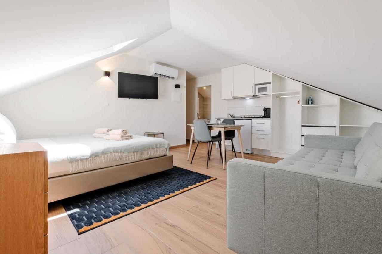 Lovely Fully Equipped Near Subway N12 Lisboa