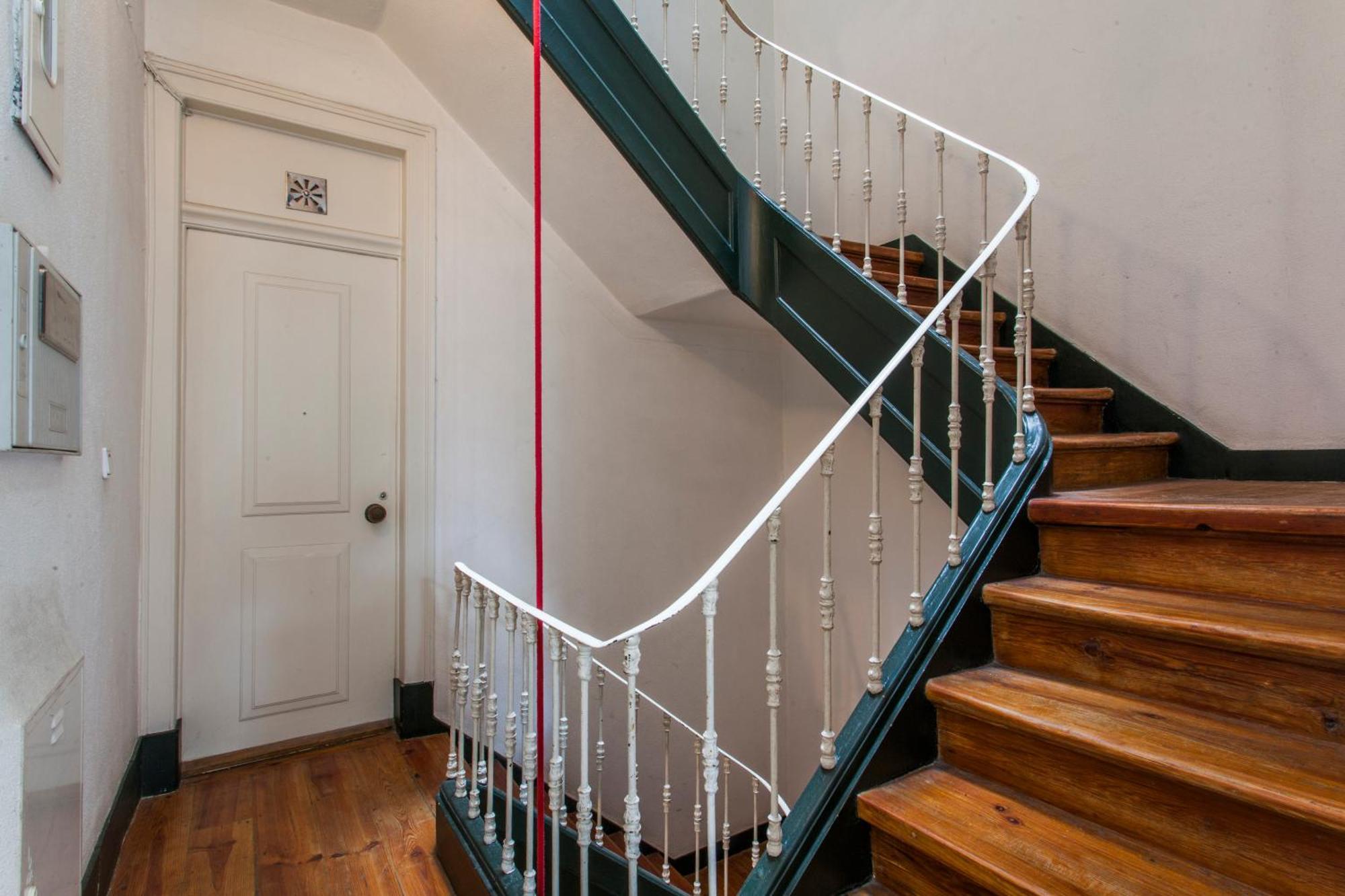 B2 Beautiful Sunny Loft Bairro Alto - Bica Lisboa