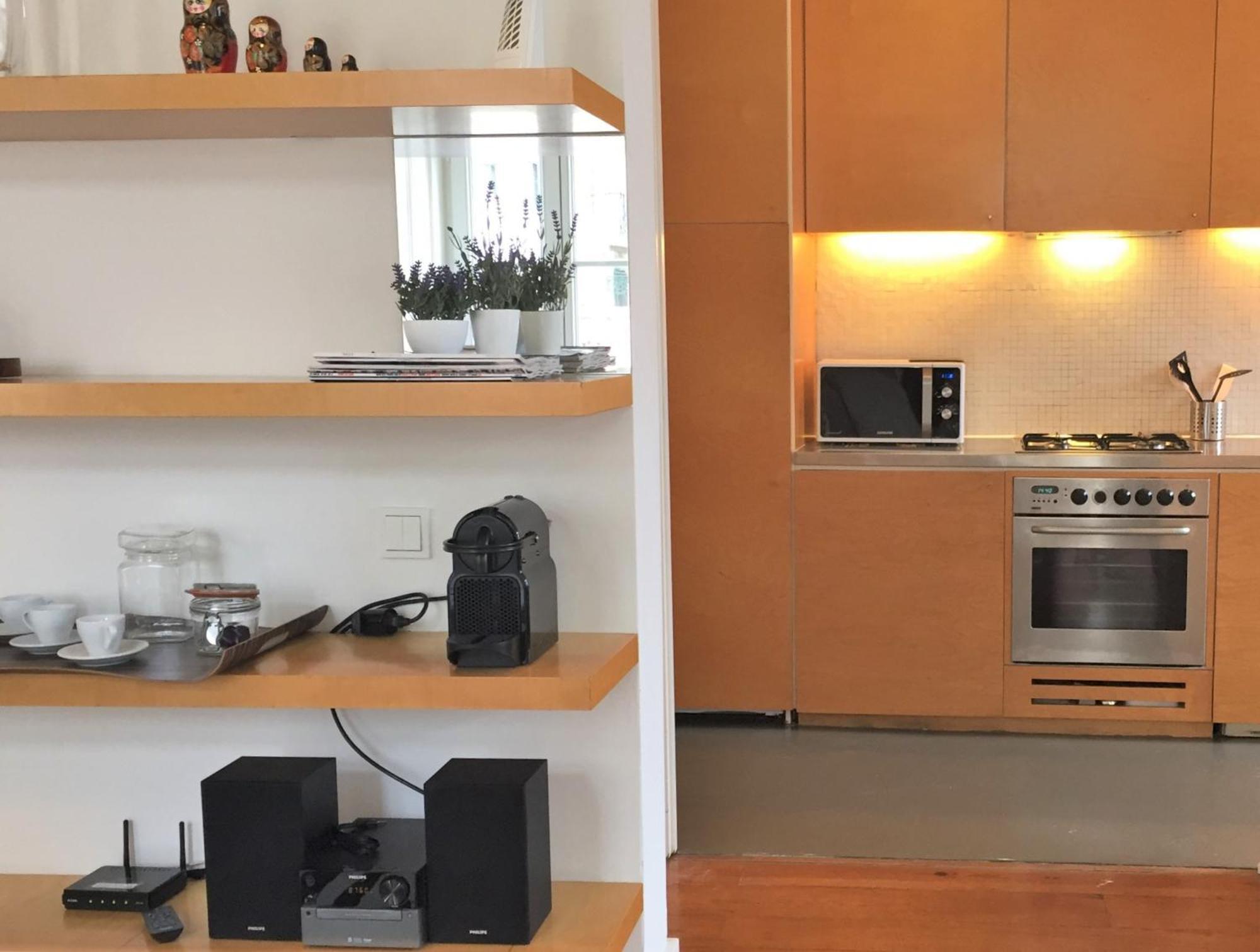 B2 Beautiful Sunny Loft Bairro Alto - Bica * Lisboa