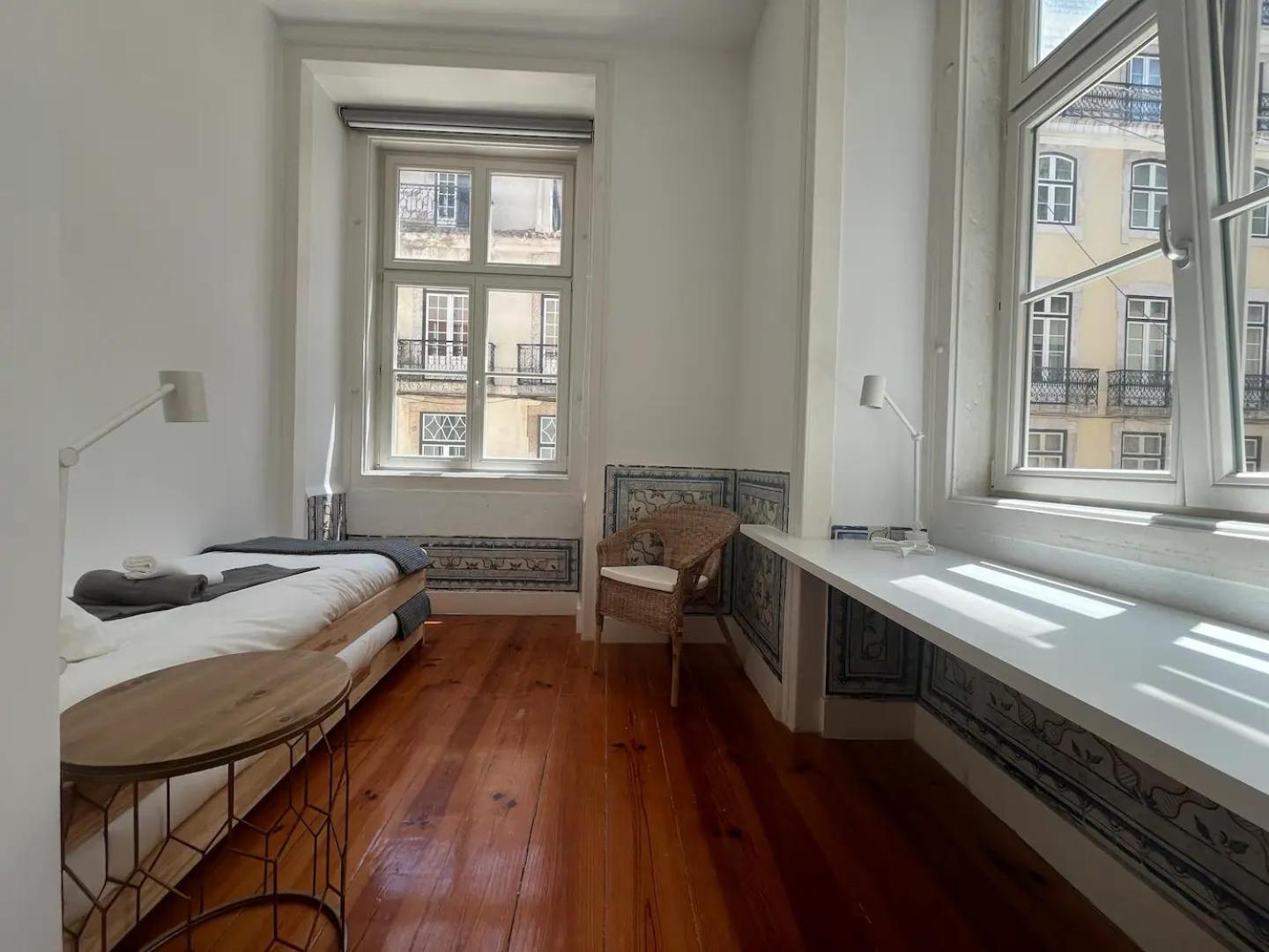 Pensao Neves Lisbon