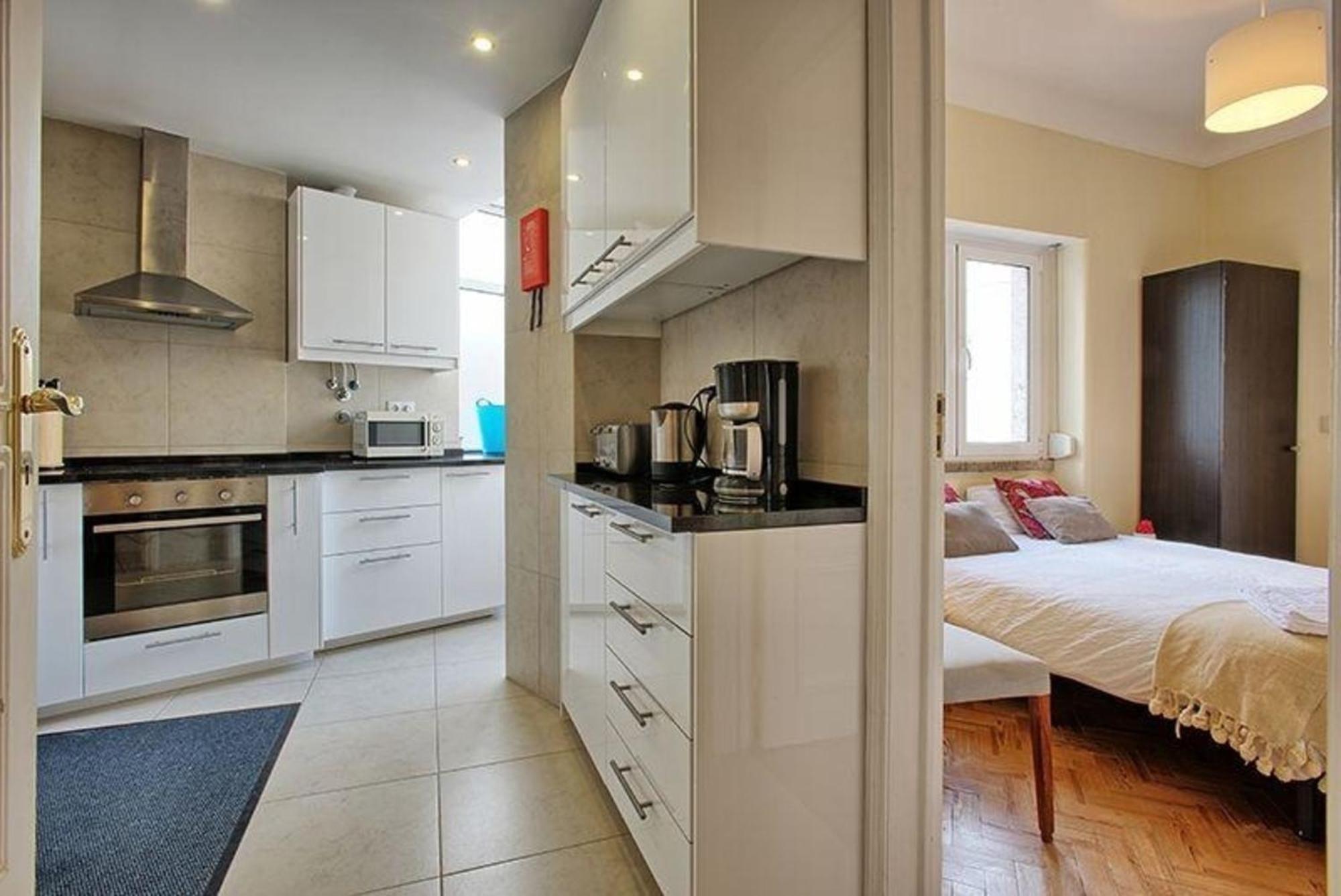 Studio Fuer 9 Personen Und 1 Kind In Lissabon, Regio De Costa De Lisboa