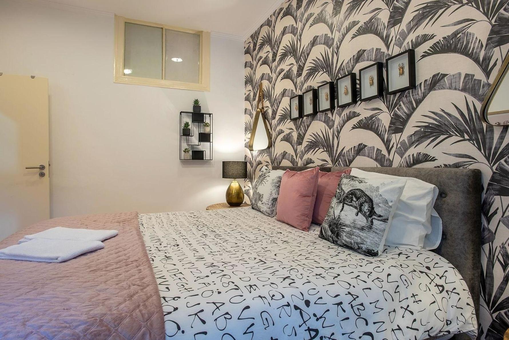 Fuer 9 Personen Und 1 Kind In Lissabon, Regio De Costa De - B58349 Apartamento Lisboa