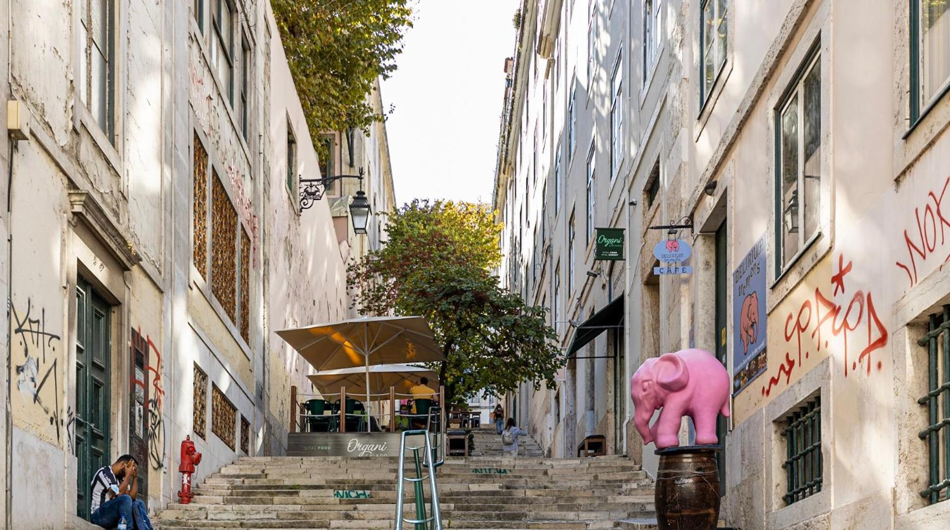 Stunning Luxury In Chiado 1br