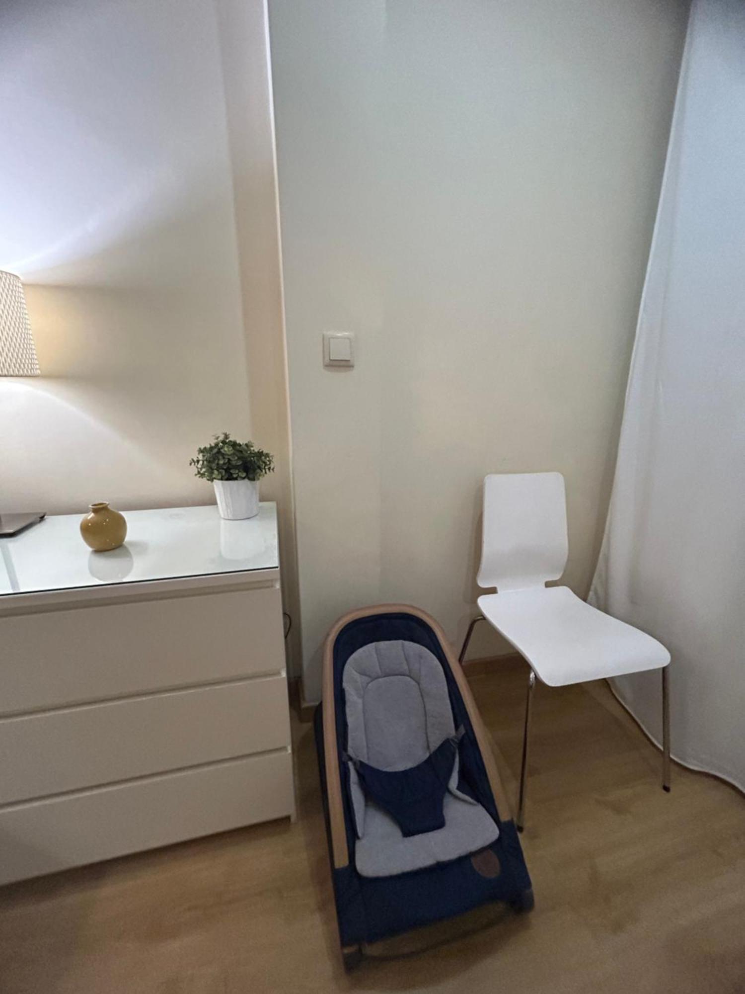 Familiar Em Zona Histórica De Apartamento *