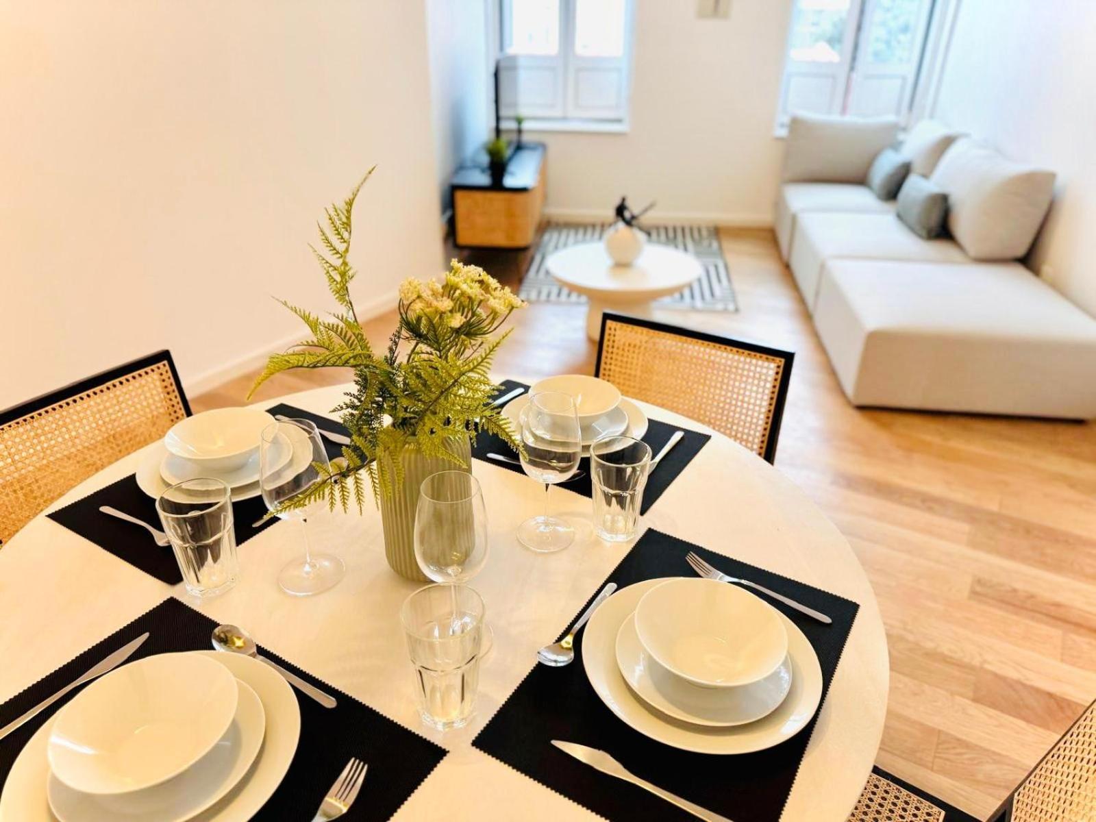 Pink House Beautiful 2 Bedroom Flat In Center Apartamento Lisboa