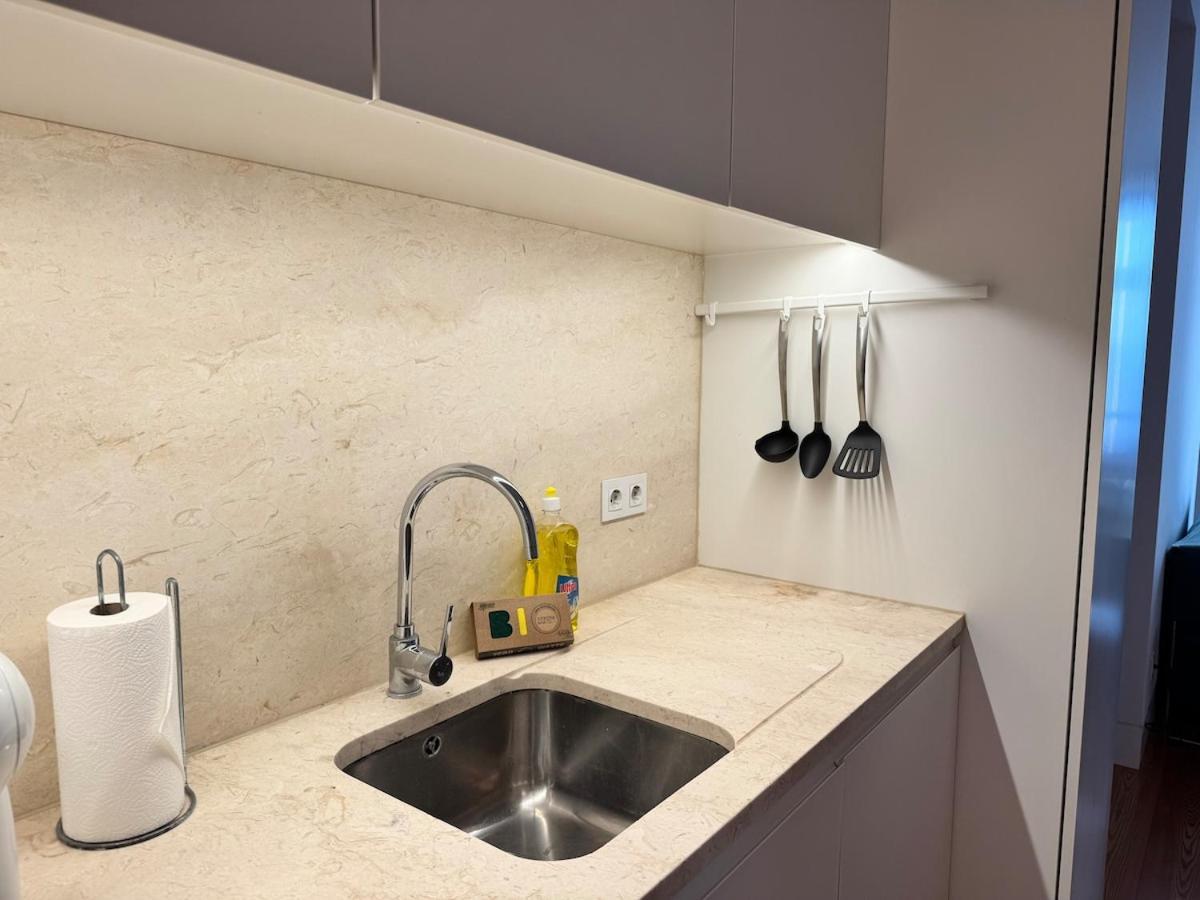 Rua Do Crucifixo Cozy 1 Bedroom 2j * Lisboa