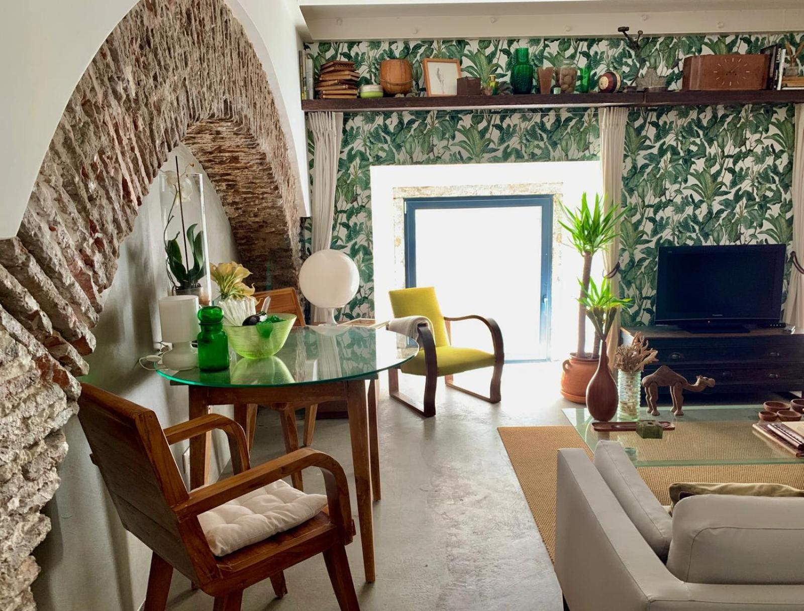 Old Stables Chiado - 2 Bedroom In The Heart Of Apartamento
