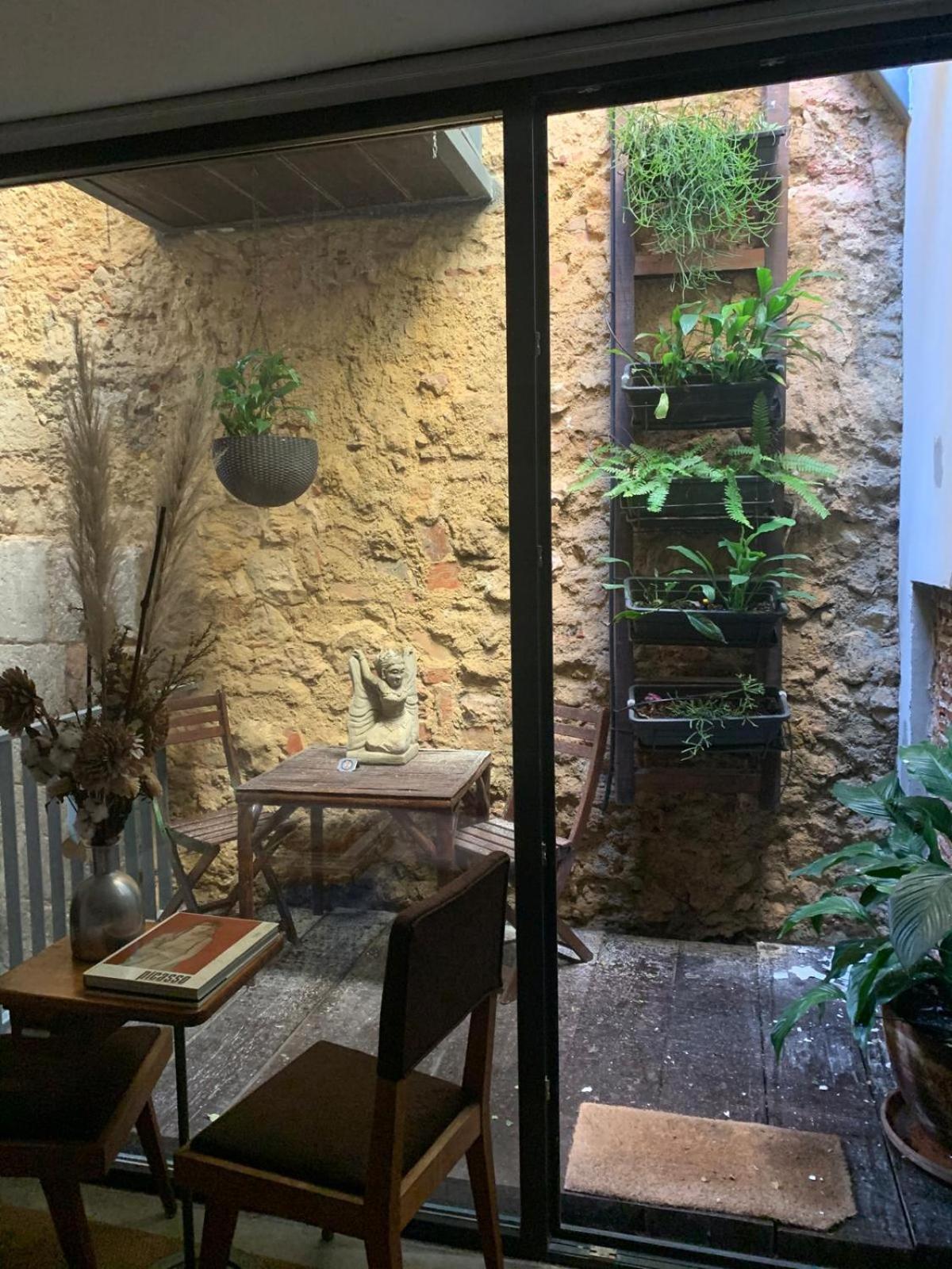 Old Stables Chiado - 2 Bedroom In The Heart Of Lisboa