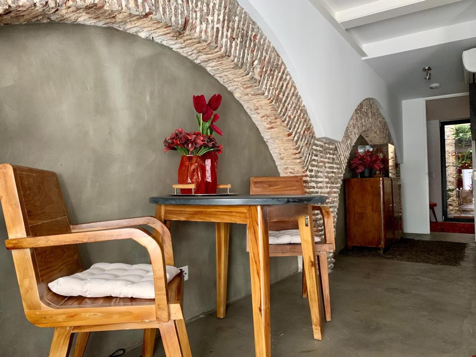 Apartamento Old Stables Chiado - 2 Bedroom In The Heart Of