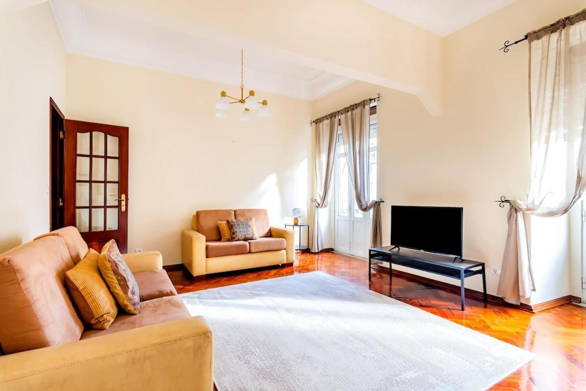 Marques De Pombal Classical Living Apartamento *